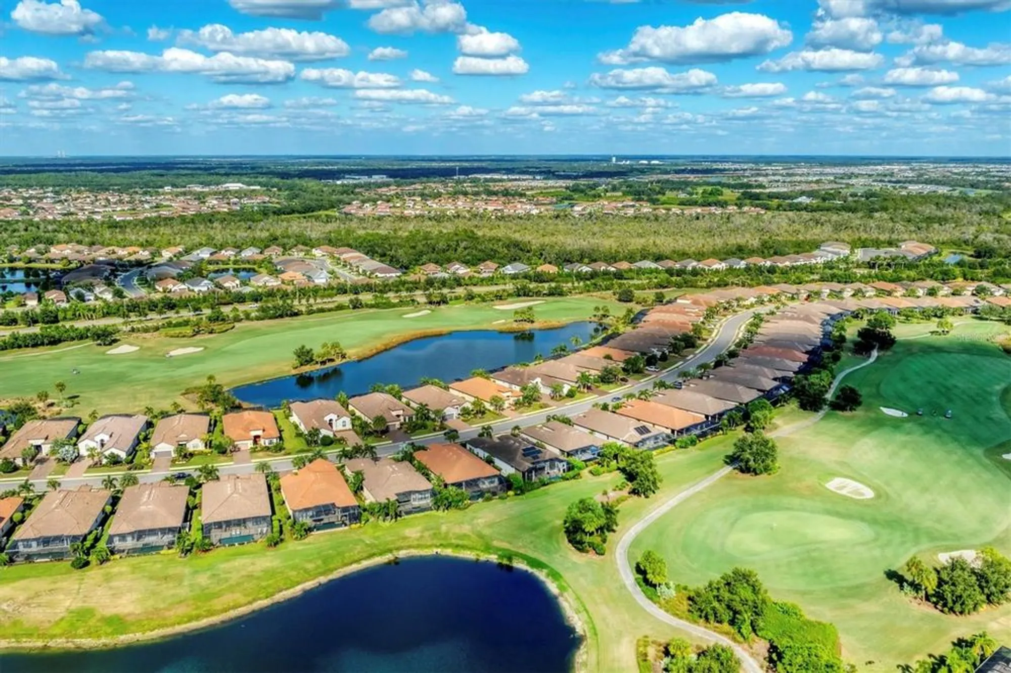 Property Slideshow image 47 of 85 | 13046 sorrento way, Bradenton, FL, 34211