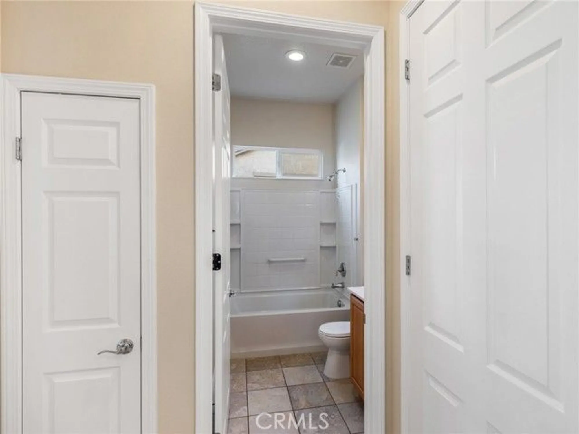 Property Slideshow image 29 of 52 | 10446 bridge haven rd, Apple Valley, CA, 92308