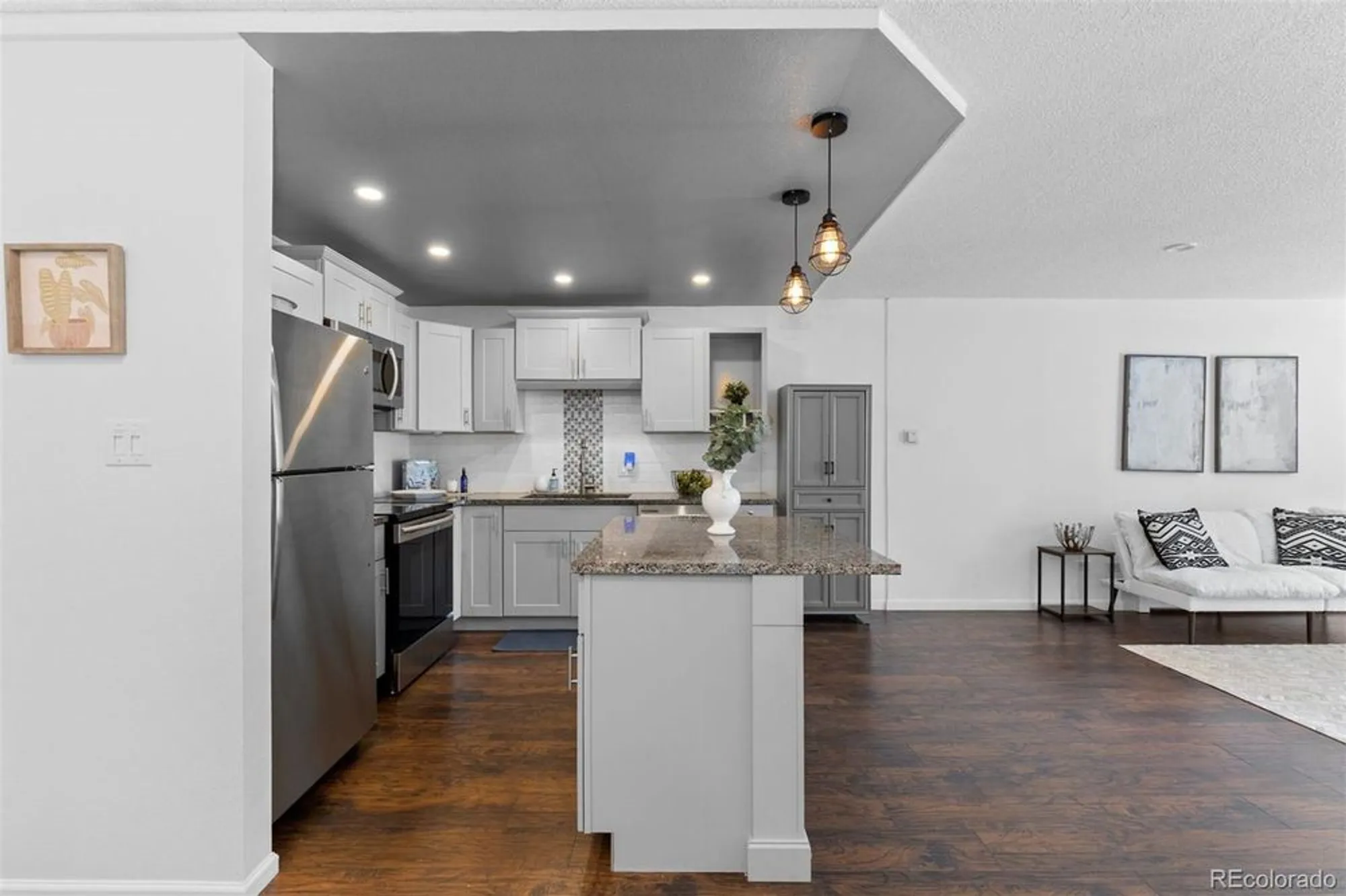 Property Slideshow image 7 of 40 | 610 s clinton st apt 10a, Denver, CO, 80247