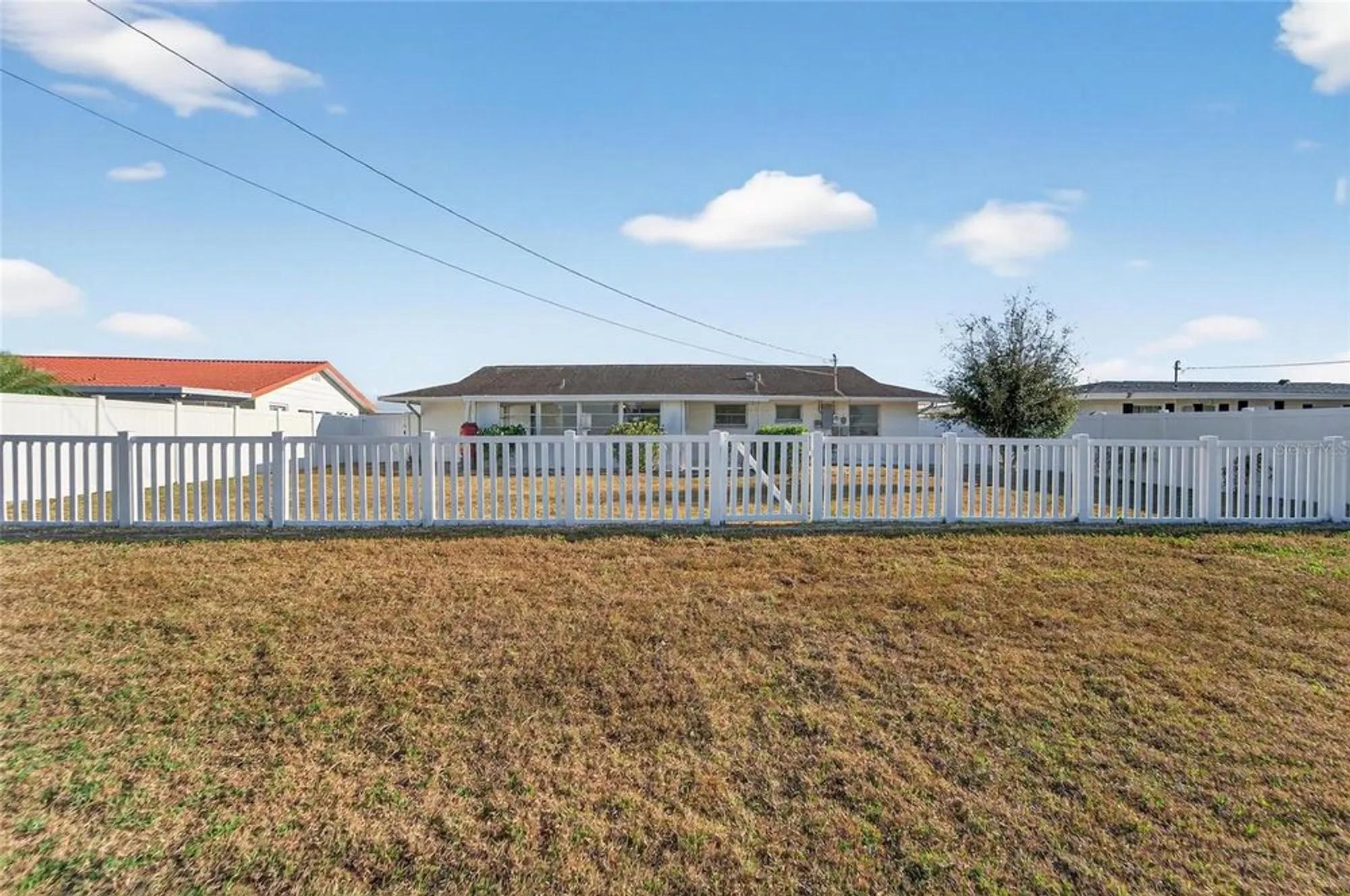 Property Slideshow image 39 of 43 | 743 ojai ave, Sun City Center, FL, 33573