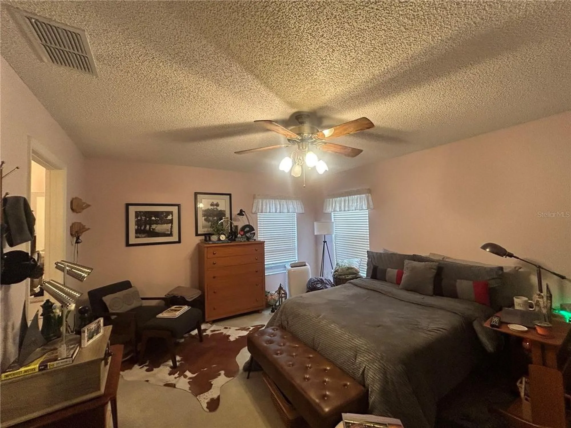 Property Slideshow image 12 of 28 | 25119 cranes roost cir, Leesburg, FL, 34748