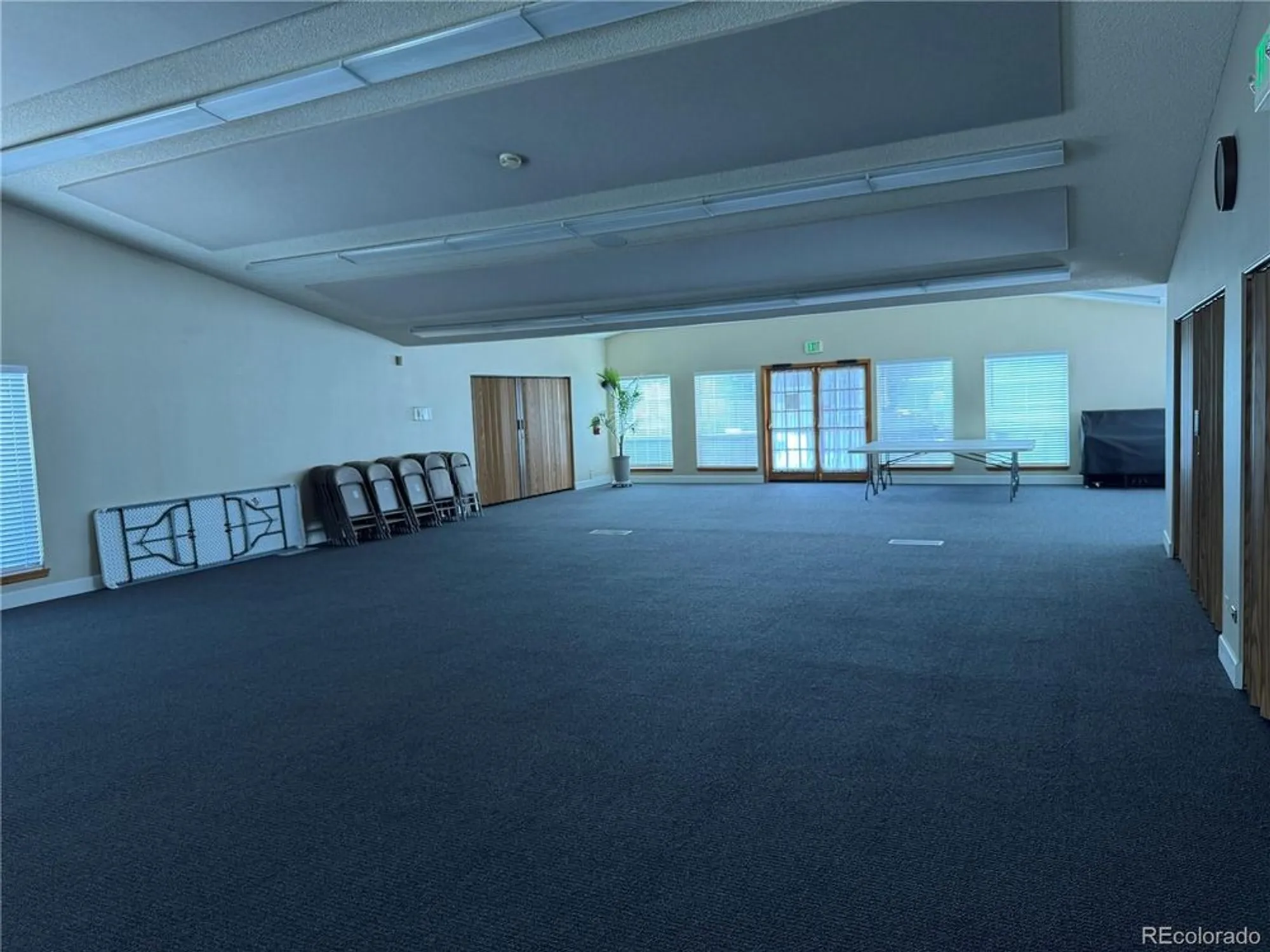 Property Slideshow image 28 of 31 | 41 canongate ln, Highlands Ranch, CO, 80130