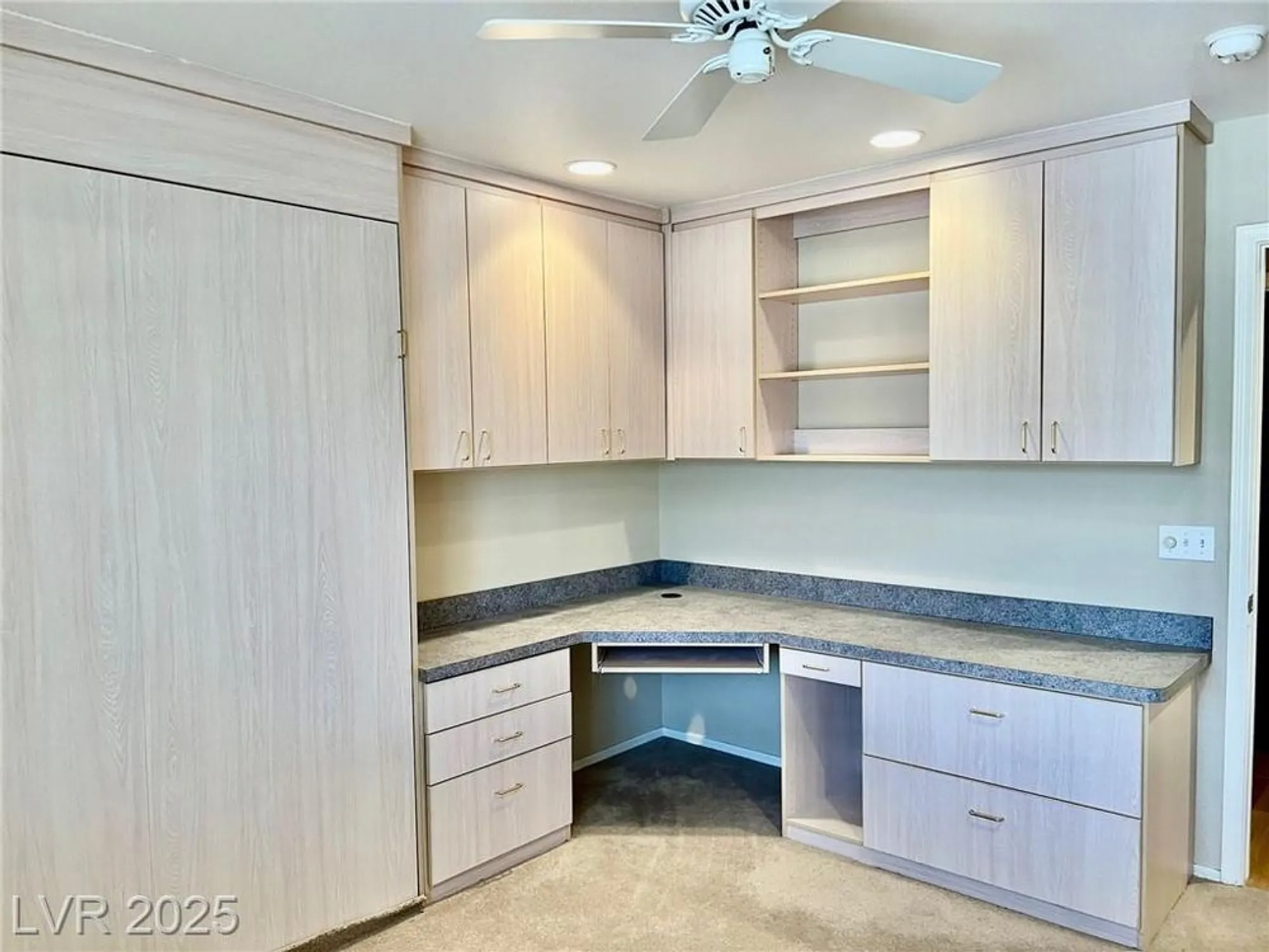 Property Slideshow image 16 of 23 | 3004 lotus hill dr, Las Vegas, NV, 89134
