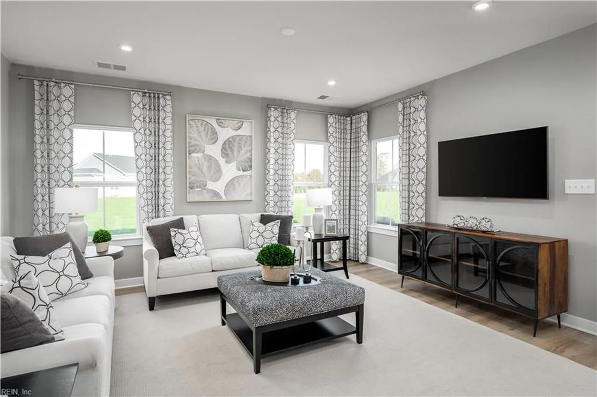 Property Slideshow image 10 of 30 | 140 ayrshire loop, Smithfield, VA, 23430