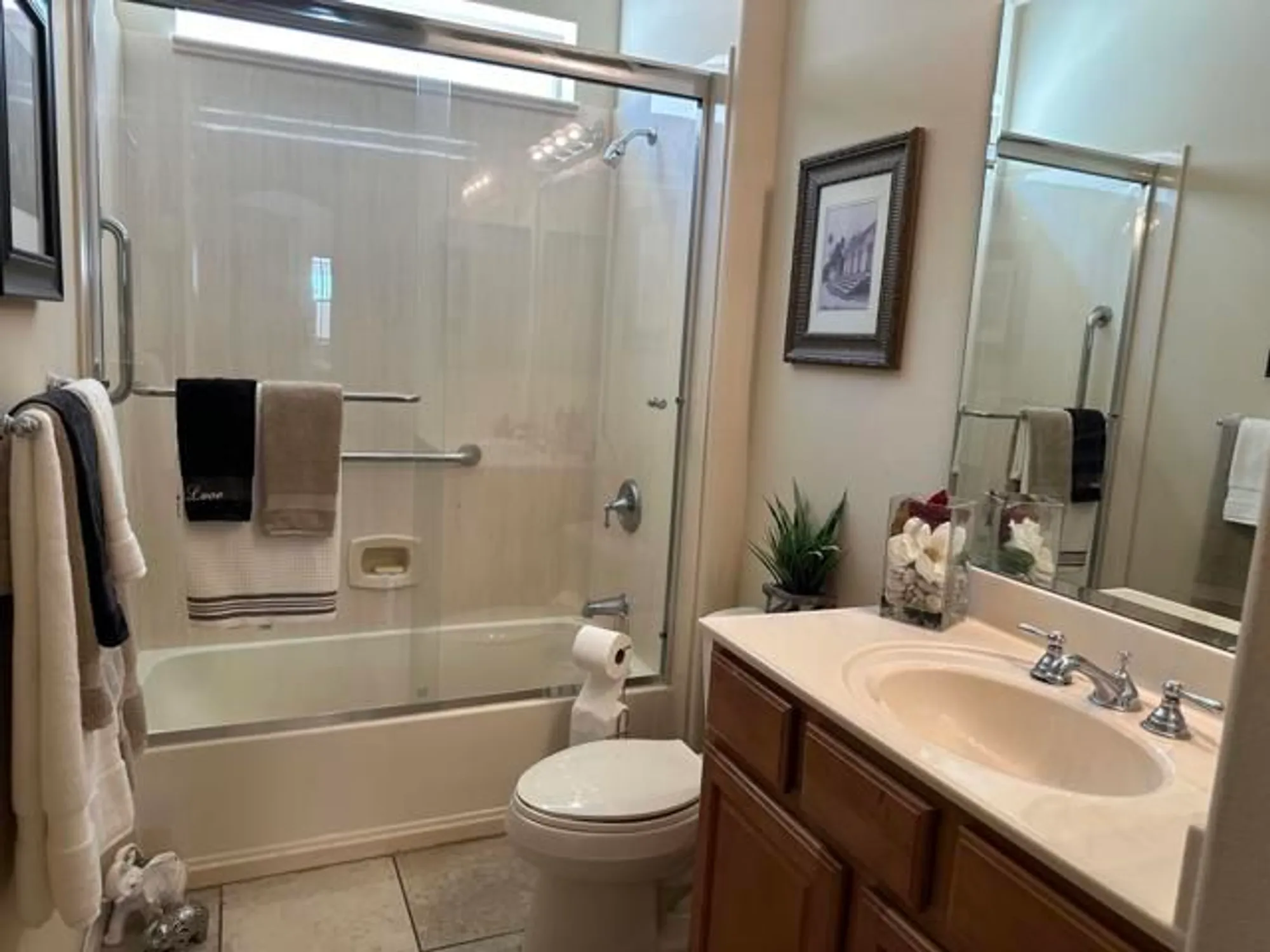 Property Slideshow image 10 of 16 | 80785 avenida santa carmen, Indio, CA, 92203