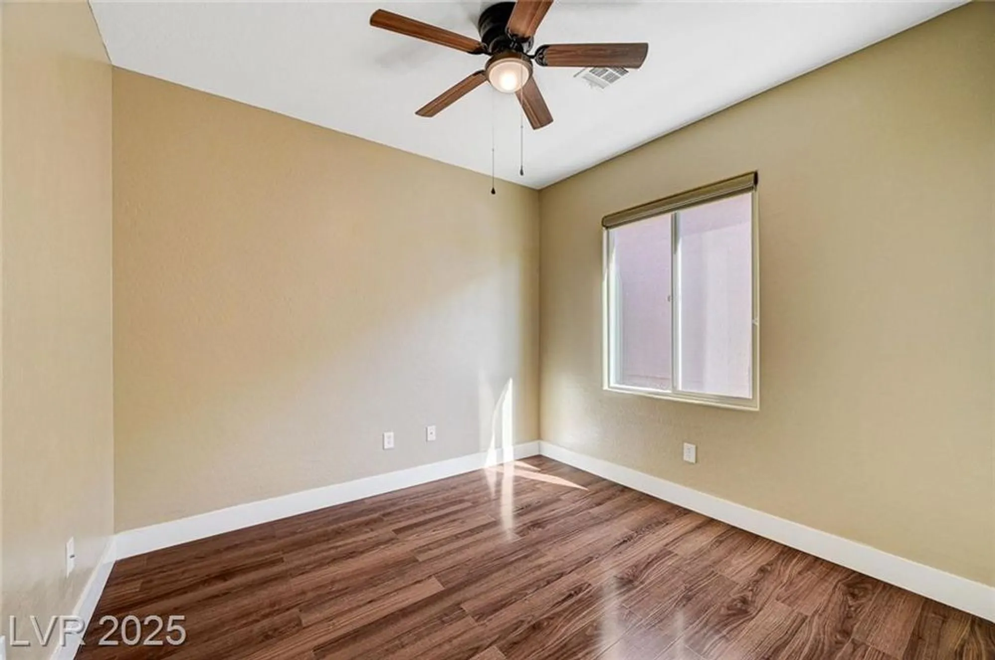 Property Slideshow image 36 of 61 | 2496 serene moon dr, Henderson, NV, 89044