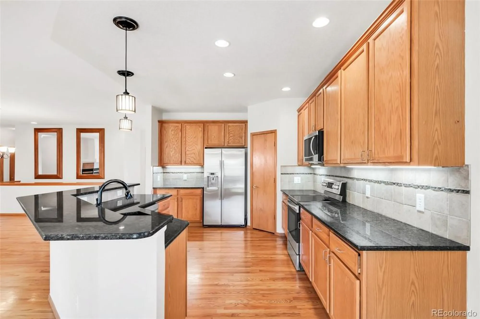 Property Slideshow image 25 of 47 | 23562 e phillips pl, Aurora, CO, 80016