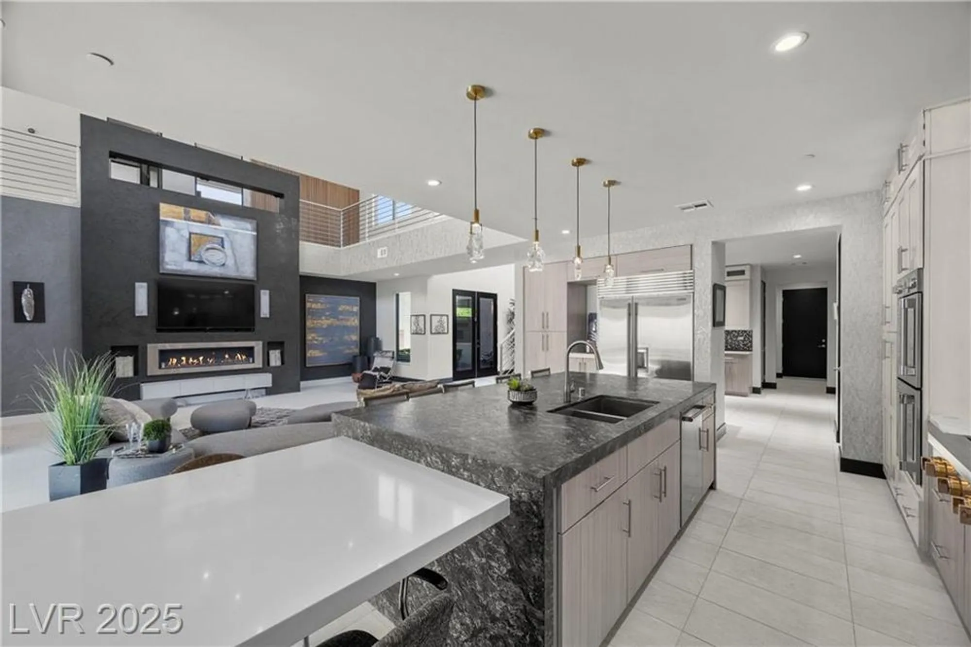 Property Slideshow image 4 of 99 | 5 highland cove ln, Henderson, NV, 89011