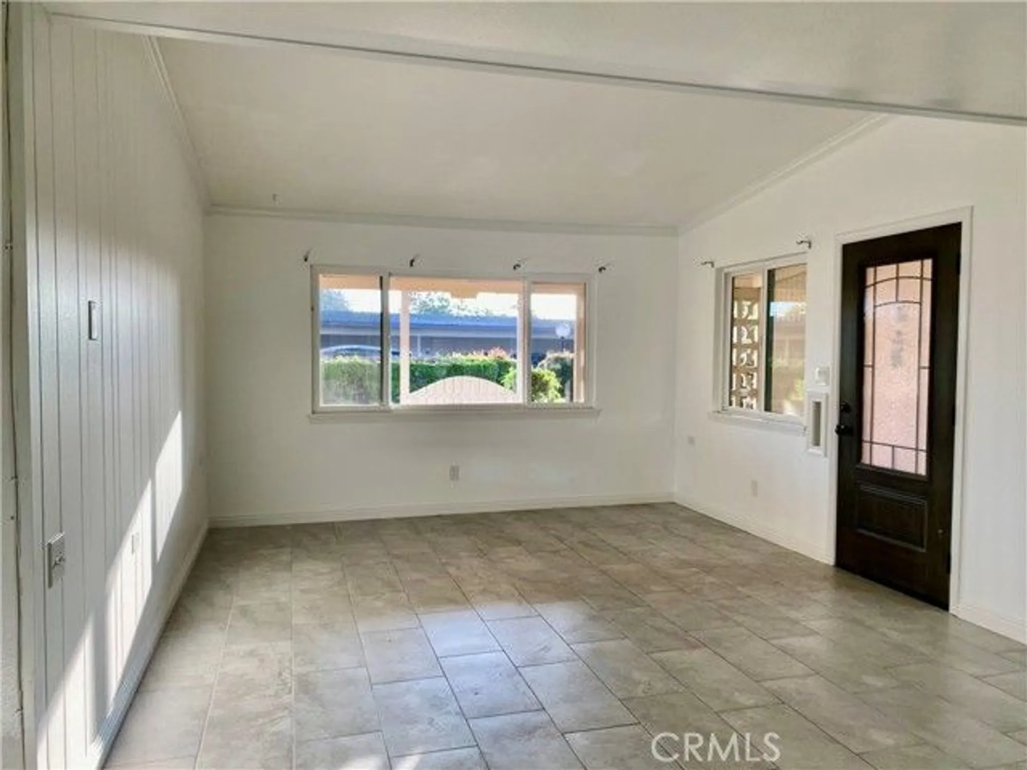 Property Slideshow image 11 of 30 | 13521 wentworth ln, Seal Beach, CA, 90740
