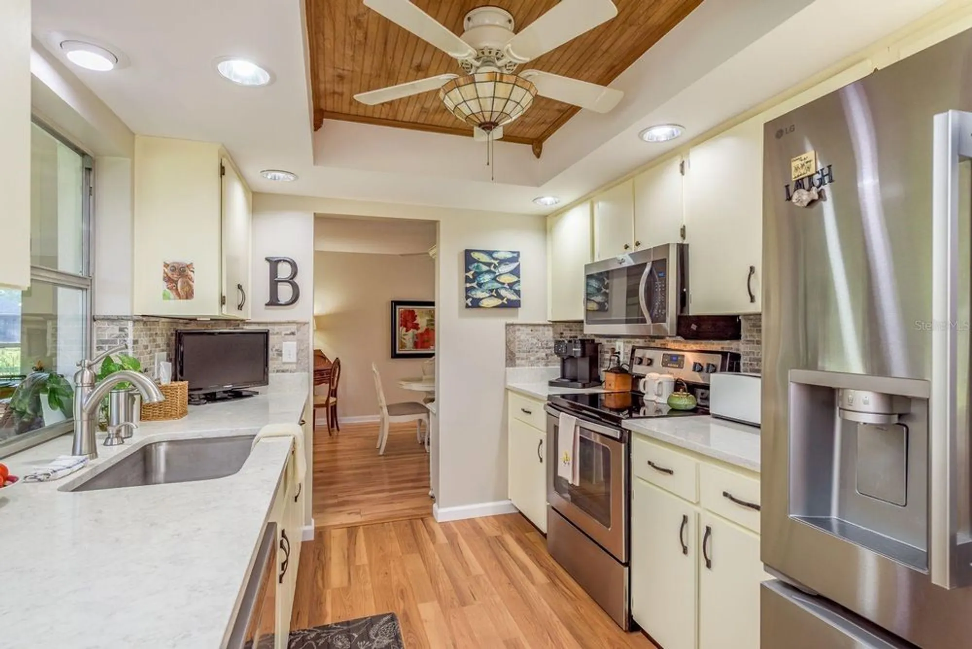 Property Slideshow image 5 of 57 | 3184 brunswick cir, Palm Harbor, FL, 34684
