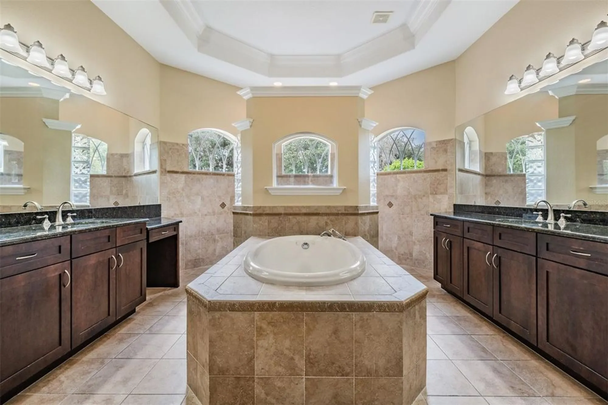 Property Slideshow image 10 of 54 | 12314 lake jovita blvd, Dade City, FL, 33525