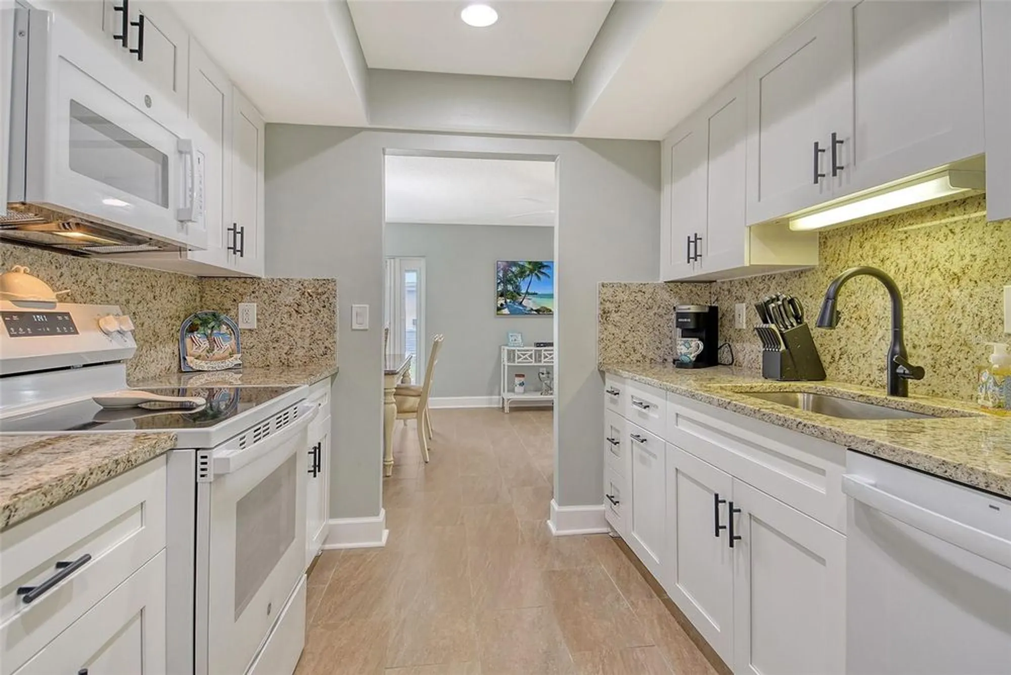 Property Slideshow image 22 of 68 | 143 whispering sands dr # v30, Sarasota, FL, 34242