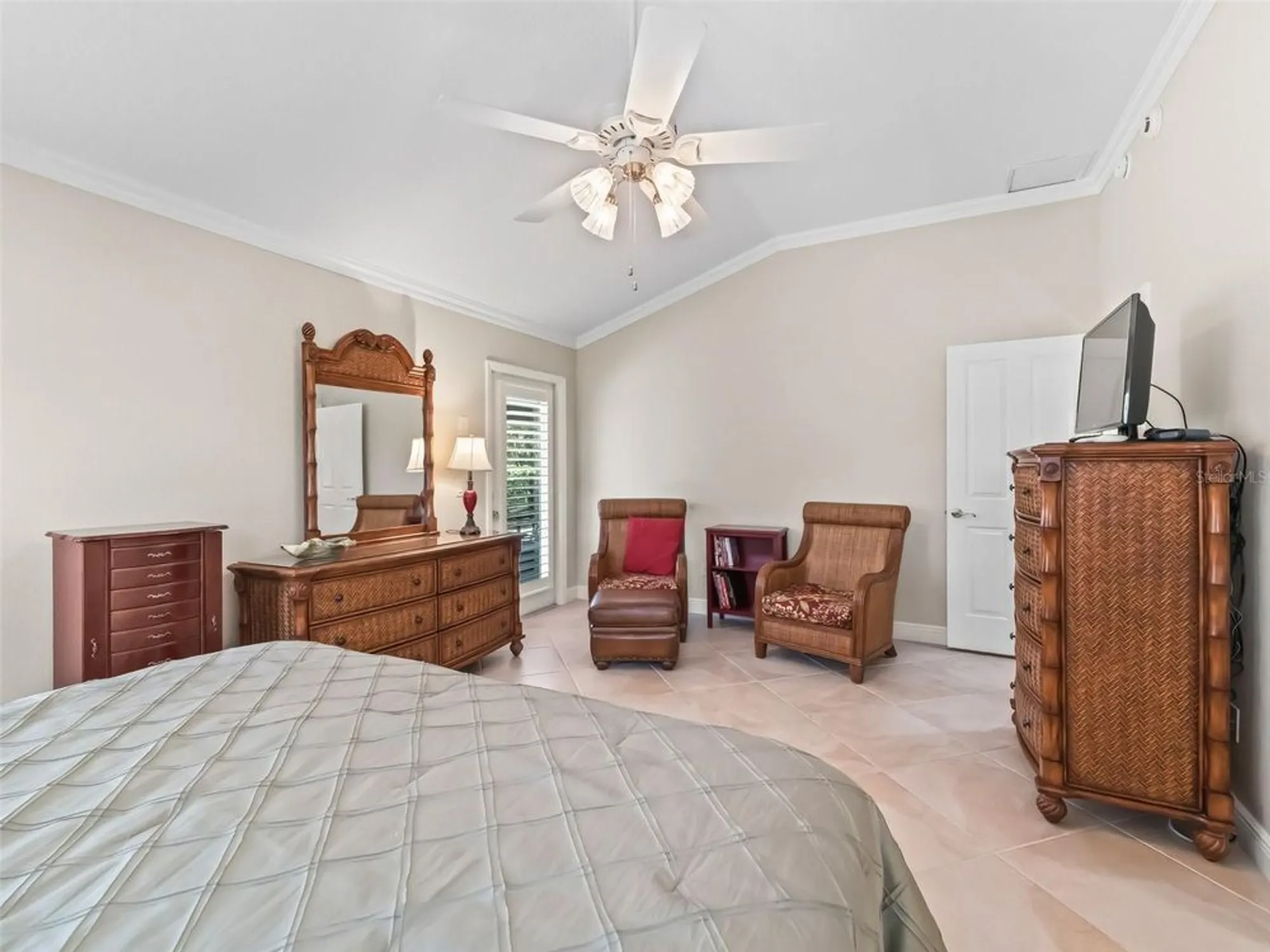 Property Slideshow image 16 of 42 | 654 poinsett ct, The Villages, FL, 32162