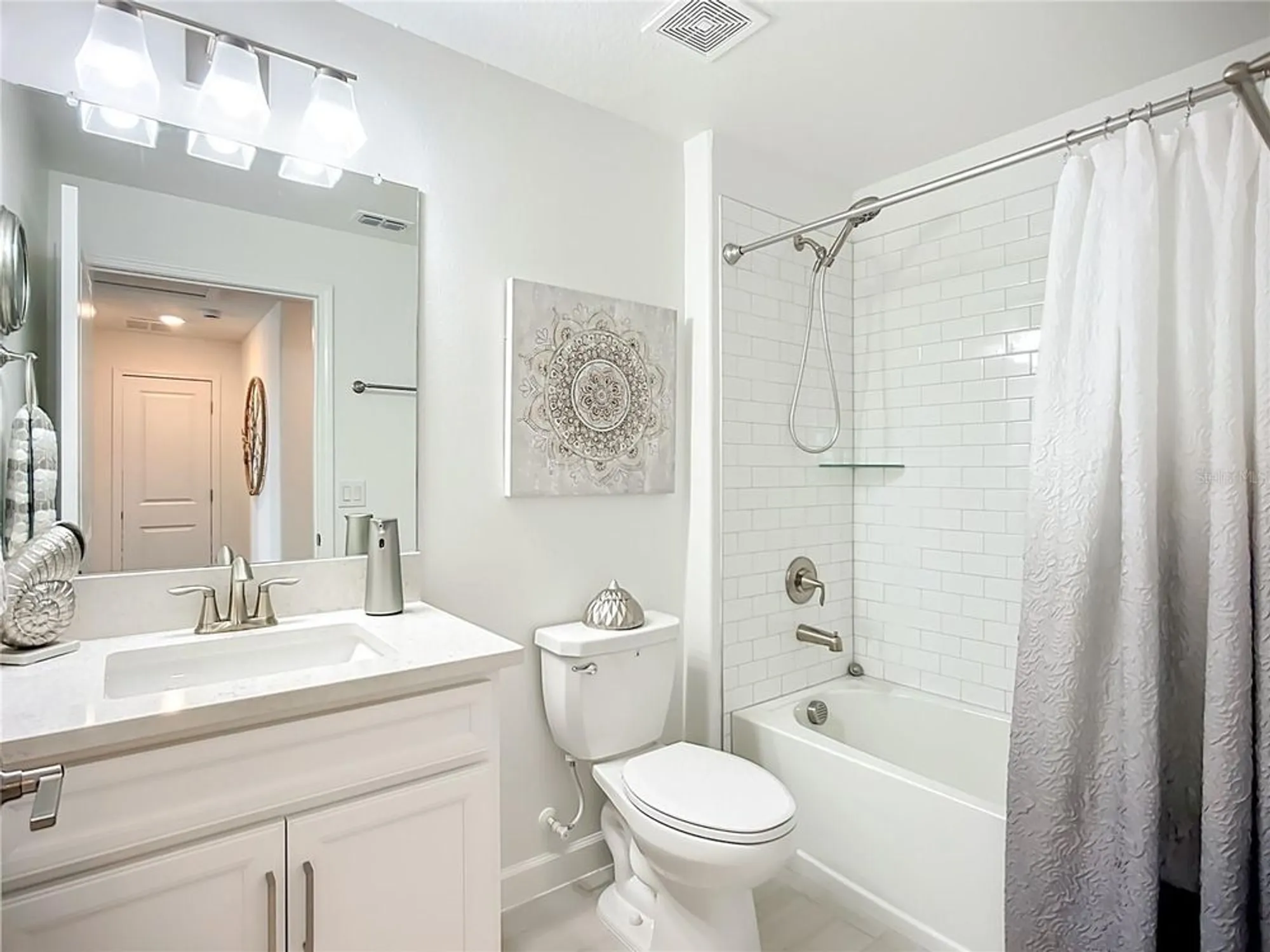 Property Slideshow image 31 of 68 | 17576 holly well ave, Wimauma, FL, 33598
