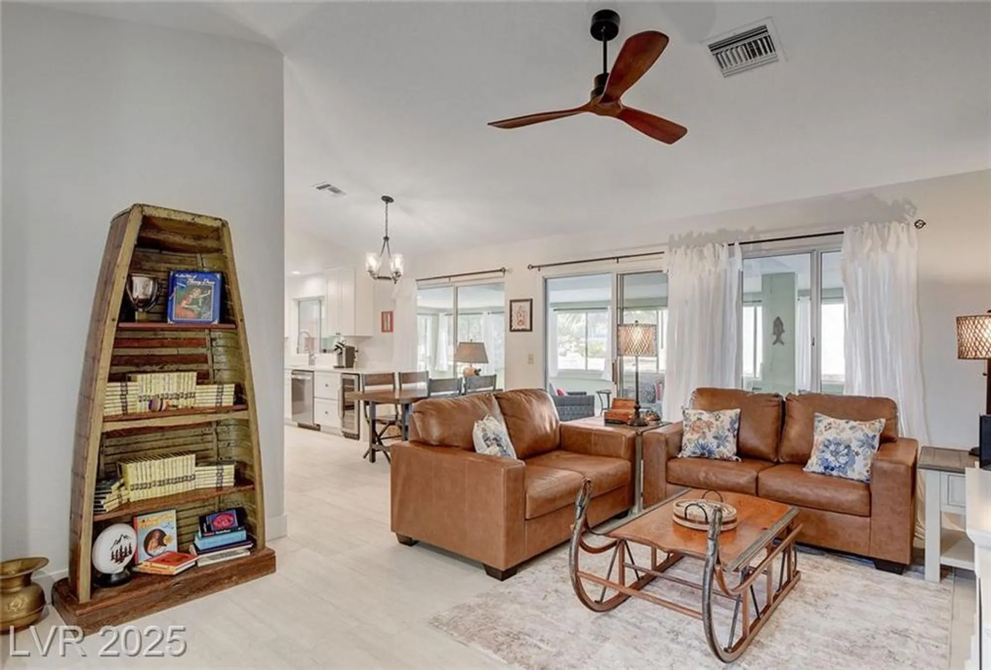 Property Slideshow image 4 of 42 | 9037 grayling dr, Las Vegas, NV, 89134