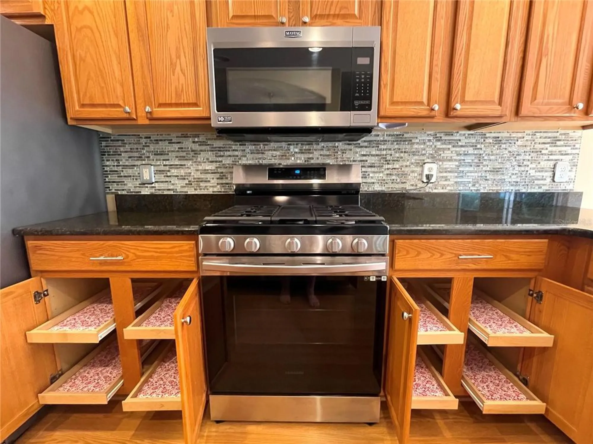 Property Slideshow image 21 of 61 | 16405 sw 14th avenue rd, Ocala, FL, 34473