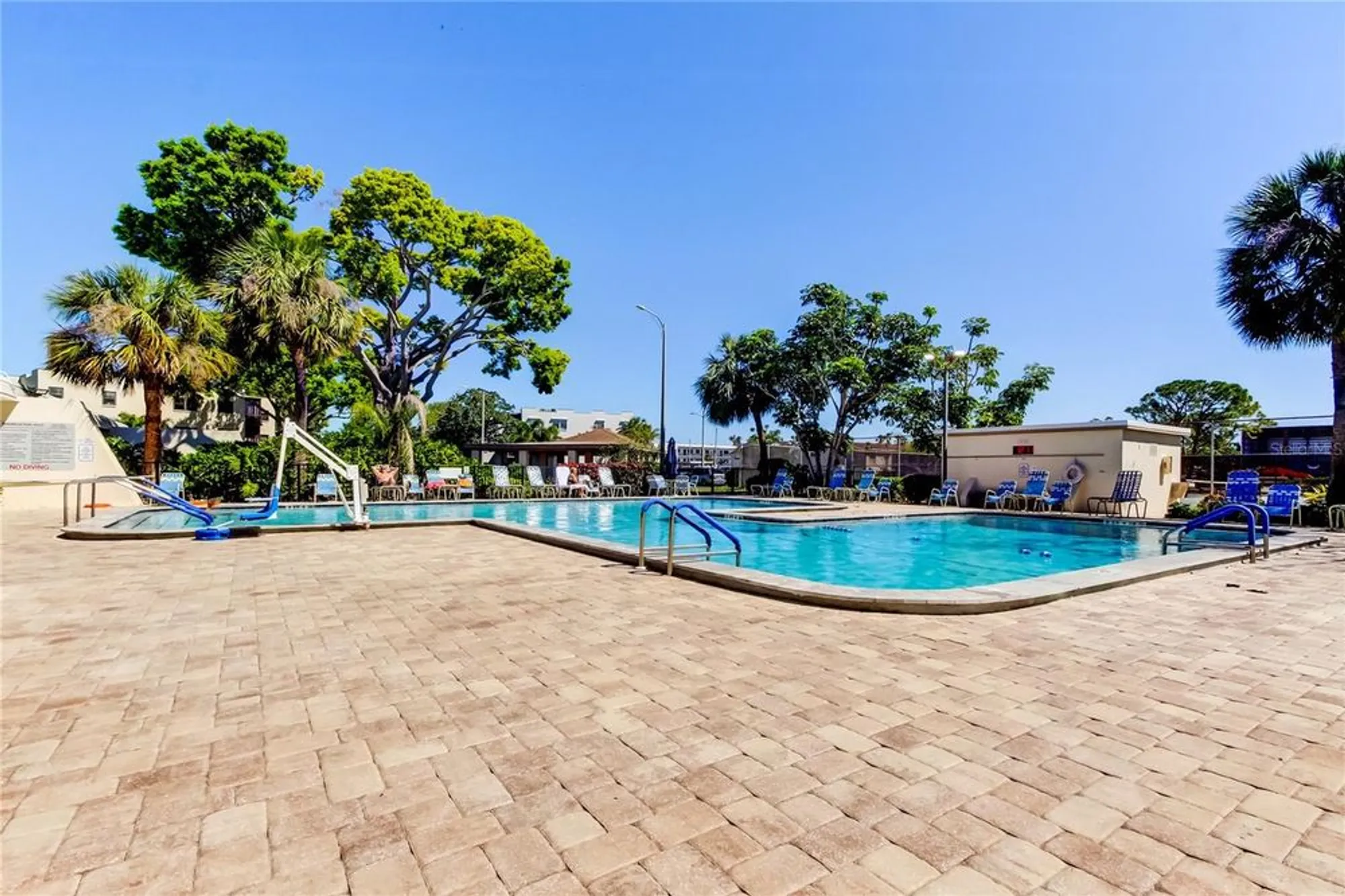 Property Slideshow image 38 of 50 | 5521 80th st n unit 315, Saint Petersburg, FL, 33709