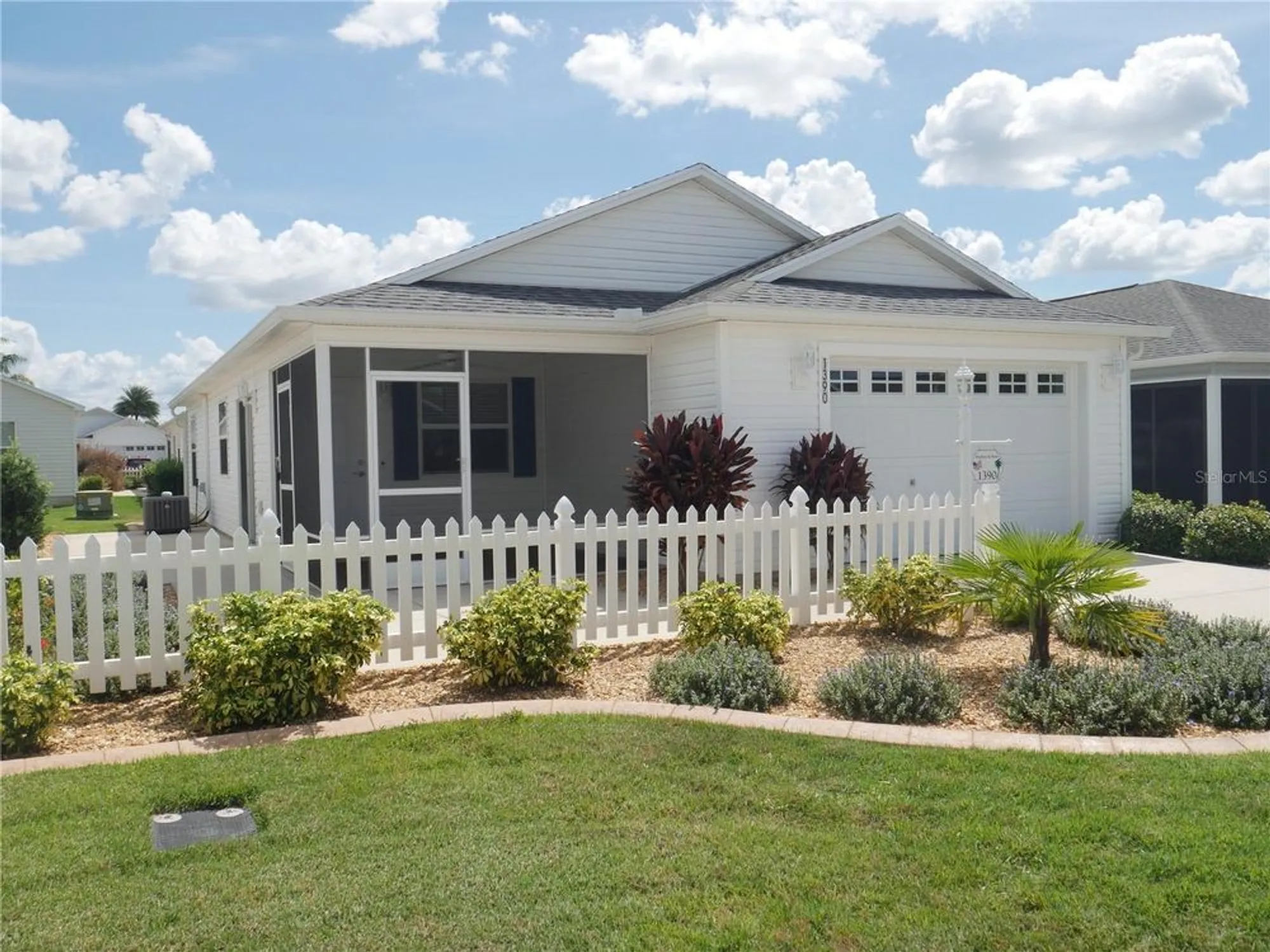 Property Slideshow image 3 of 43 | 1390 viola ct, The Villages, FL, 32163