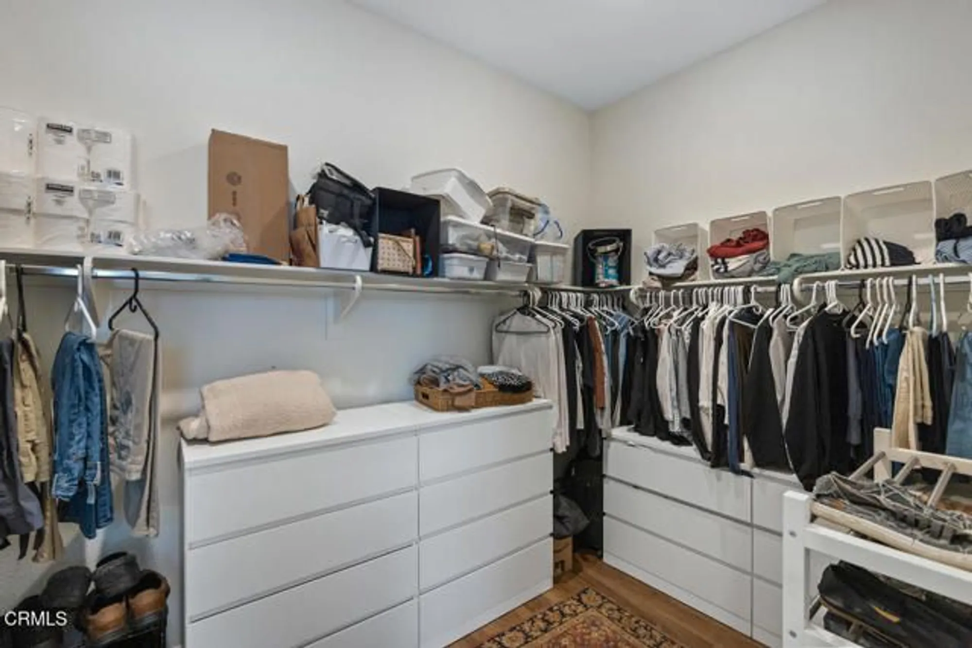 Property Slideshow image 24 of 76 | 2188 jovana ct, Camarillo, CA, 93012