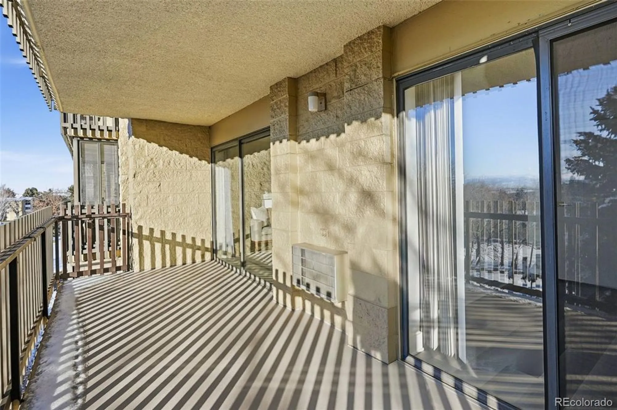 Property Slideshow image 8 of 37 | 13691 e marina dr 408, Aurora, CO, 80014