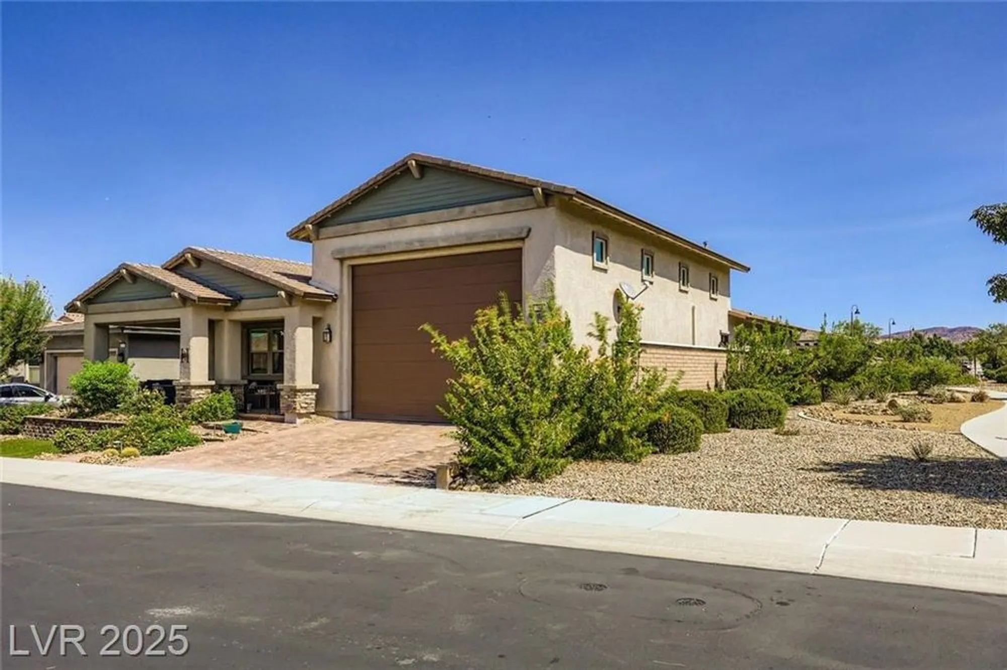 Property Slideshow image 1 of 54 | 768 rocky nook st, Henderson, NV, 89011