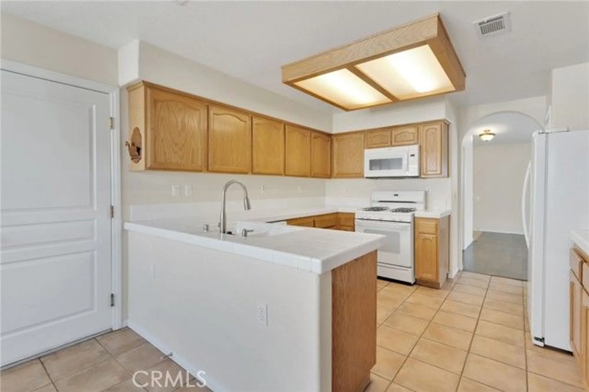 Property Slideshow image 13 of 28 | 11236 bunker cir, Apple Valley, CA, 92308