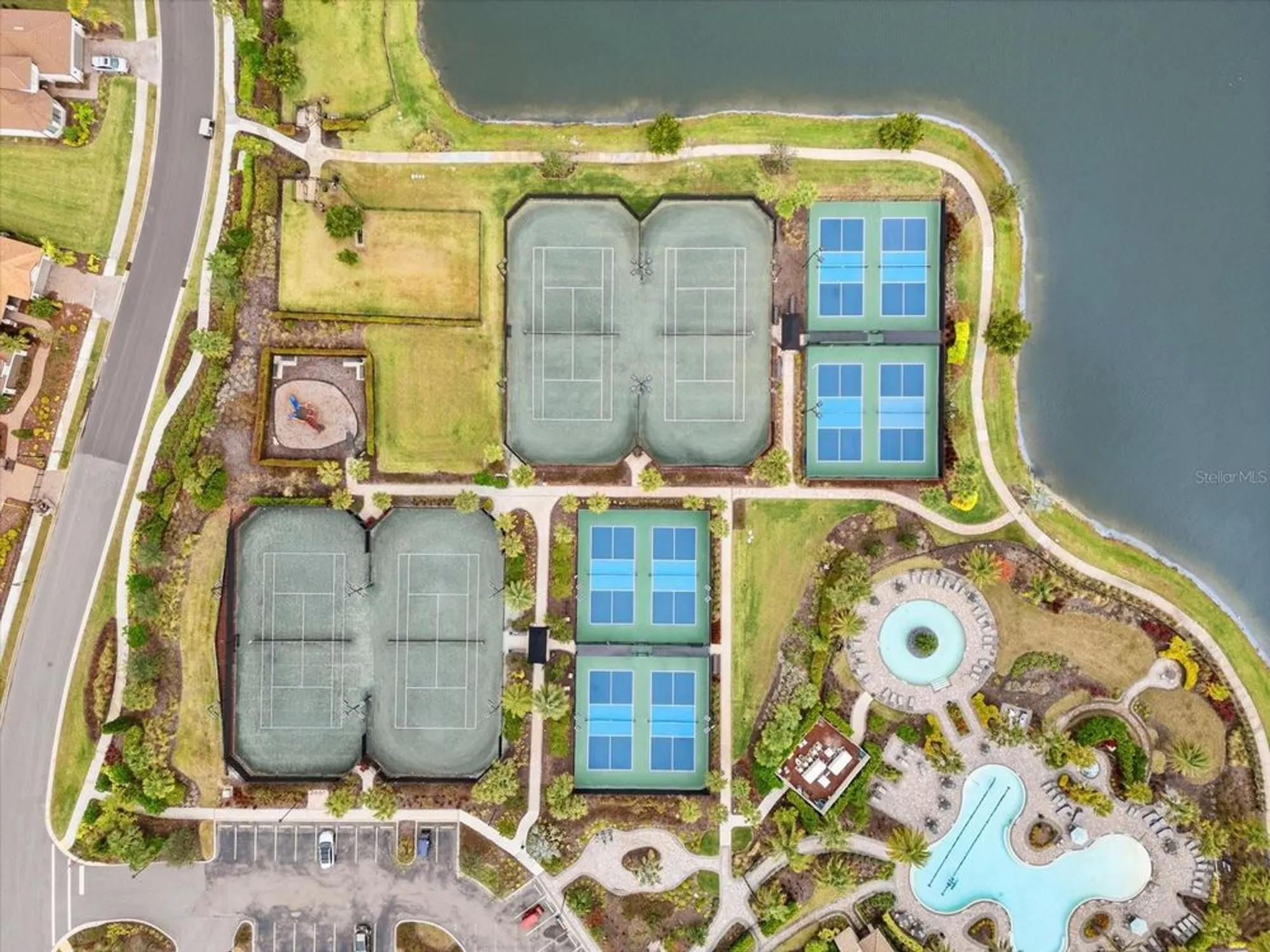 Property Slideshow image 46 of 54 | 11127 devonbridge dr, Palmetto, FL, 34221