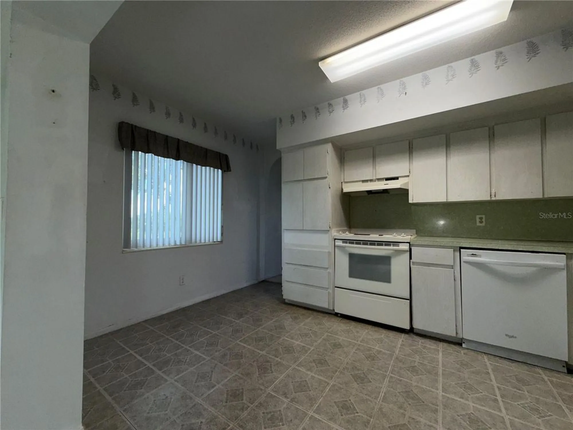 Property Slideshow image 7 of 17 | 2073 denmark st 59, Clearwater, FL, 33763