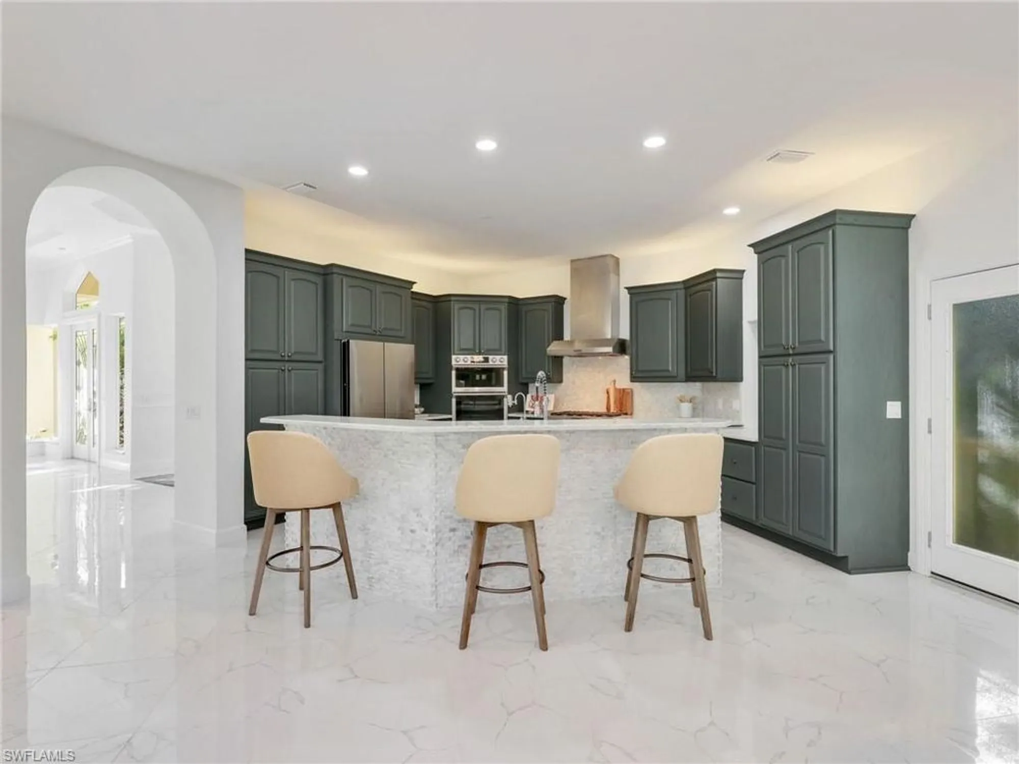 Property Slideshow image 8 of 46 | 27231 lakeway ct, Bonita Springs, FL, 34134