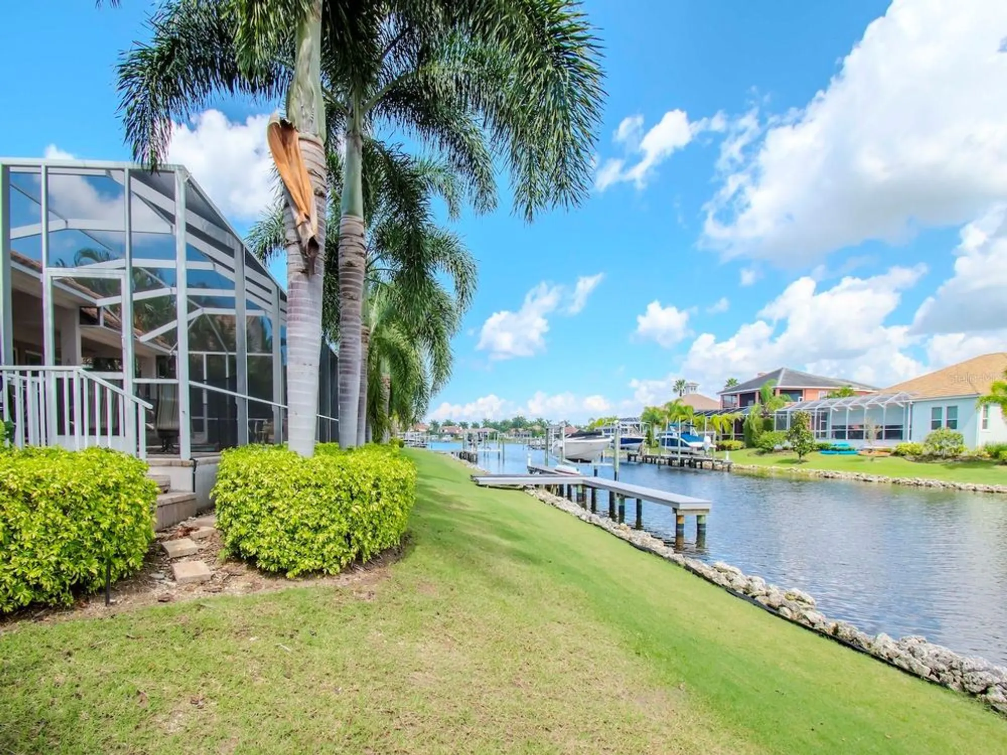 Property Slideshow image 38 of 52 | 717 manns harbor dr, Apollo Beach, FL, 33572
