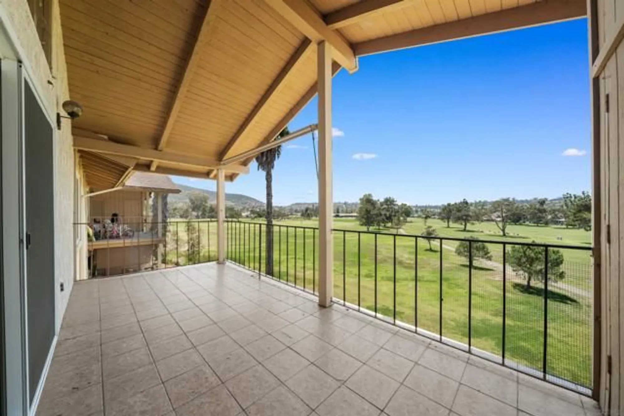 Property Slideshow image 30 of 50 | 1940 fairway circle dr, San Marcos, CA, 92078