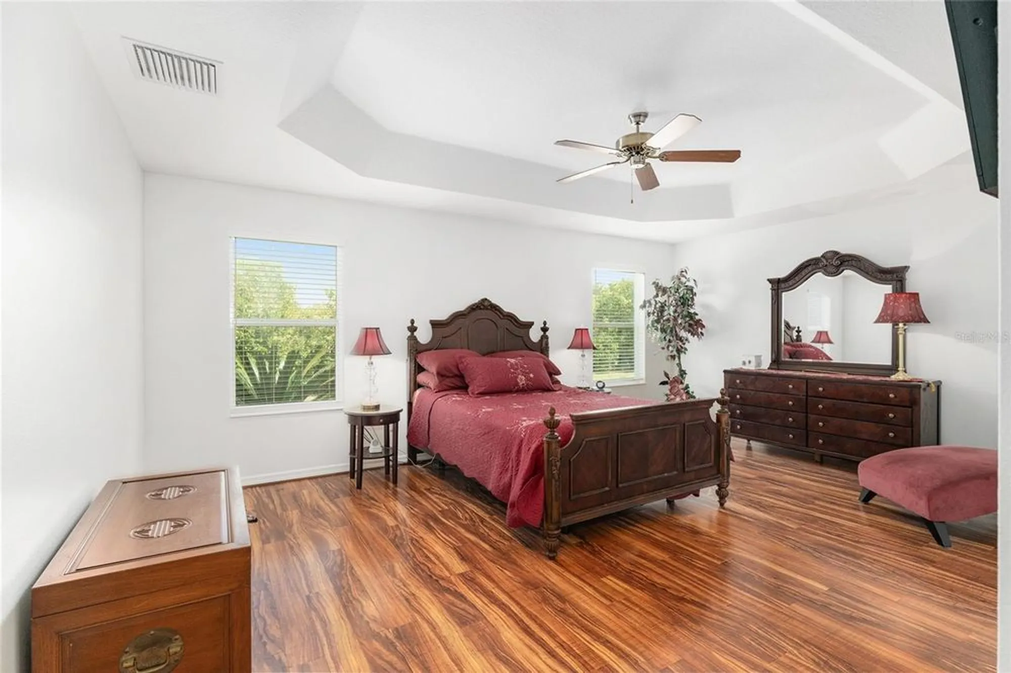 Property Slideshow image 20 of 47 | 506 deauville ct, The Villages, FL, 32163