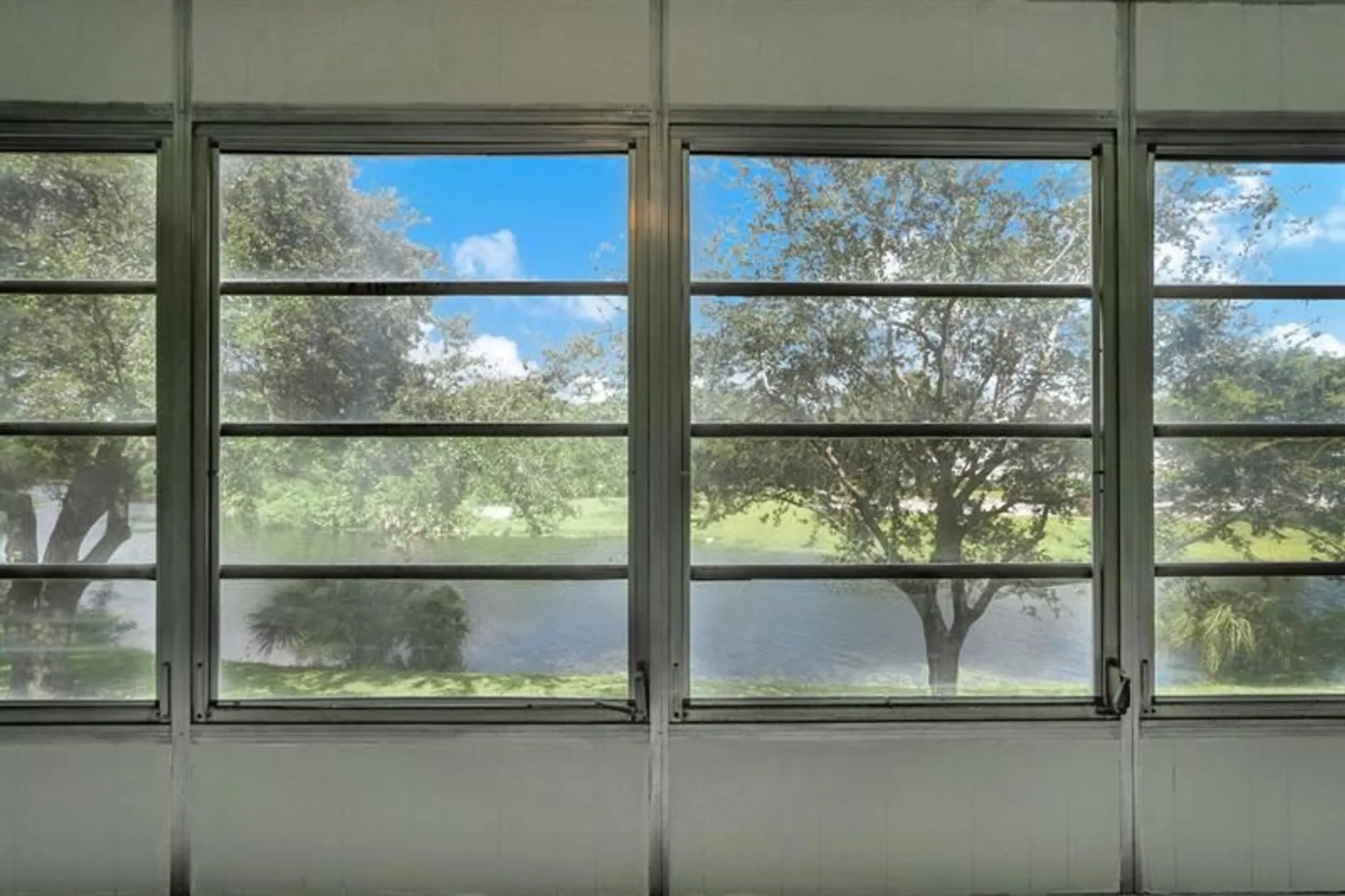 Property Slideshow image 16 of 47 | 2038 newport h # 2038, Deerfield Beach, FL, 33442