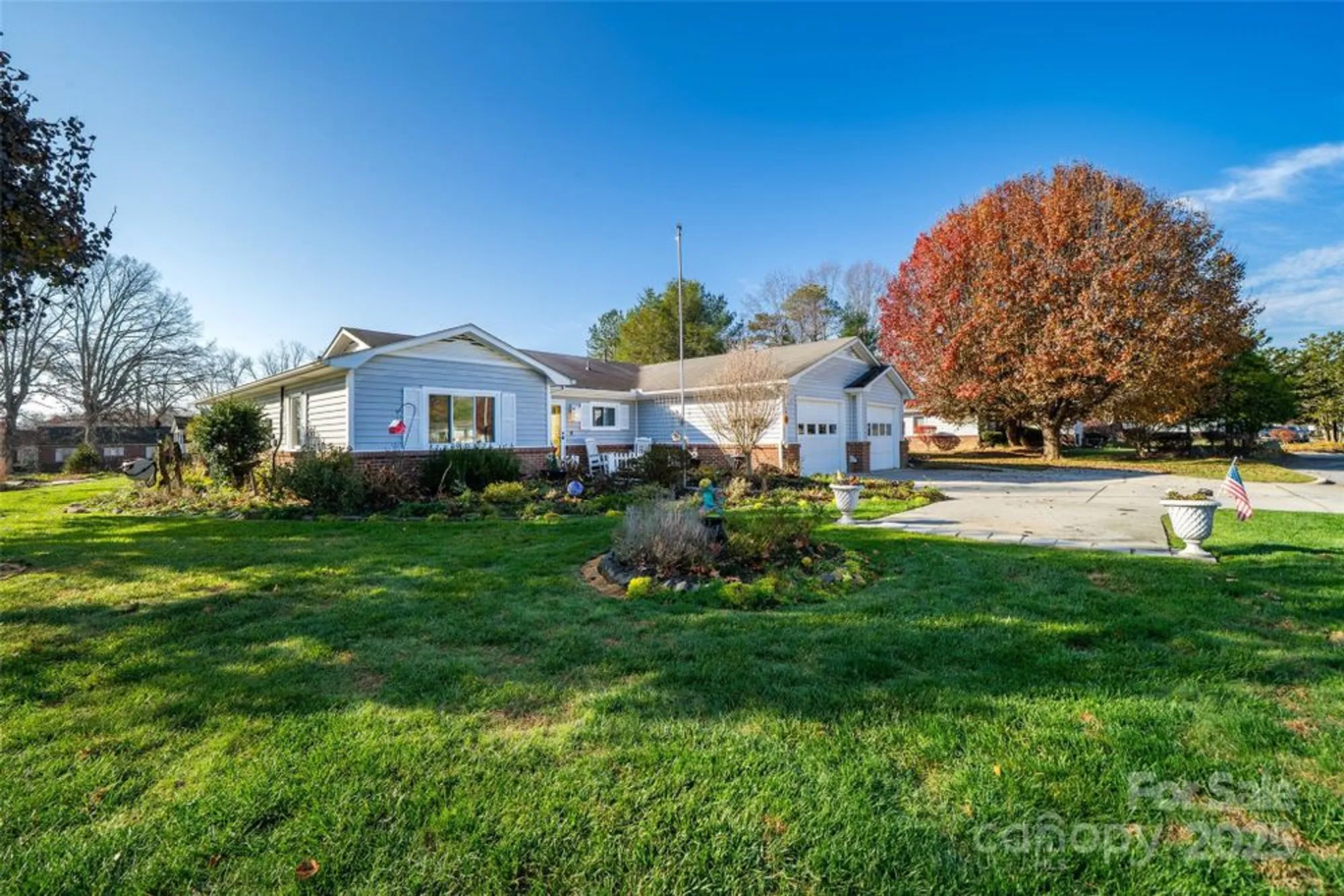 Property Slideshow image 1 of 25 | 1 wintry dr, Hendersonville, NC, 28792