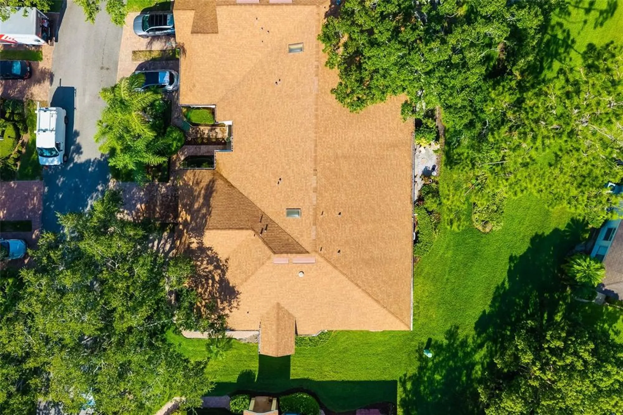 Property Slideshow image 40 of 76 | 2411 new haven cir 70, Sun City Center, FL, 33573