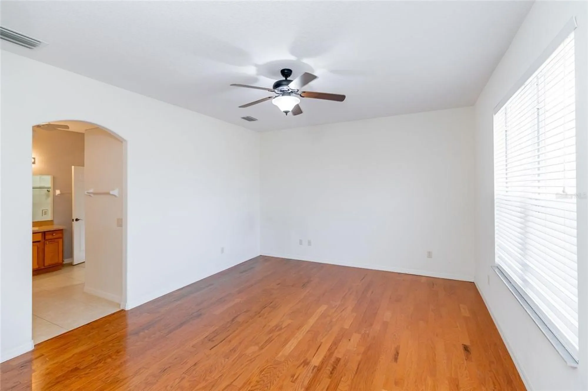 Property Slideshow image 28 of 50 | 16299 sw 14th avenue rd, Ocala, FL, 34473