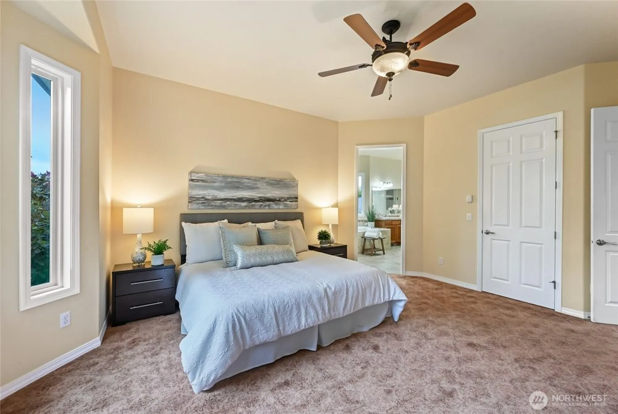 Property Slideshow image 18 of 36 | 12441 adair creek way, Redmond, WA, 98053