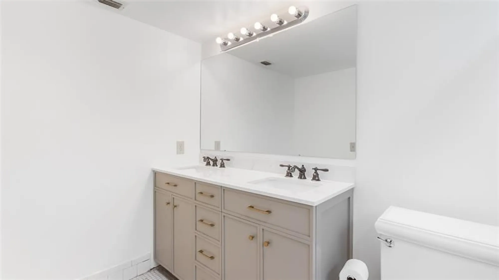 Property Slideshow image 21 of 21 | 2201 lucaya bnd a1, Coconut Creek, FL, 33066