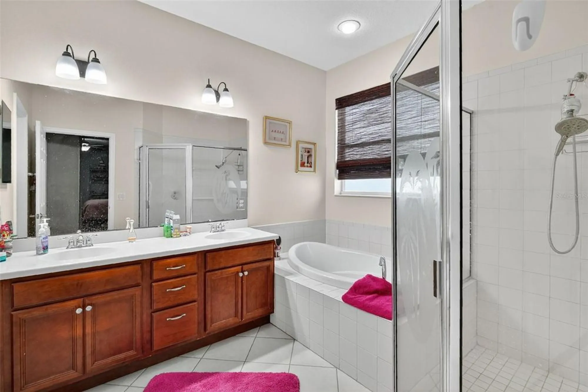 Property Slideshow image 16 of 30 | 26712 augusta springs cir, Leesburg, FL, 34748