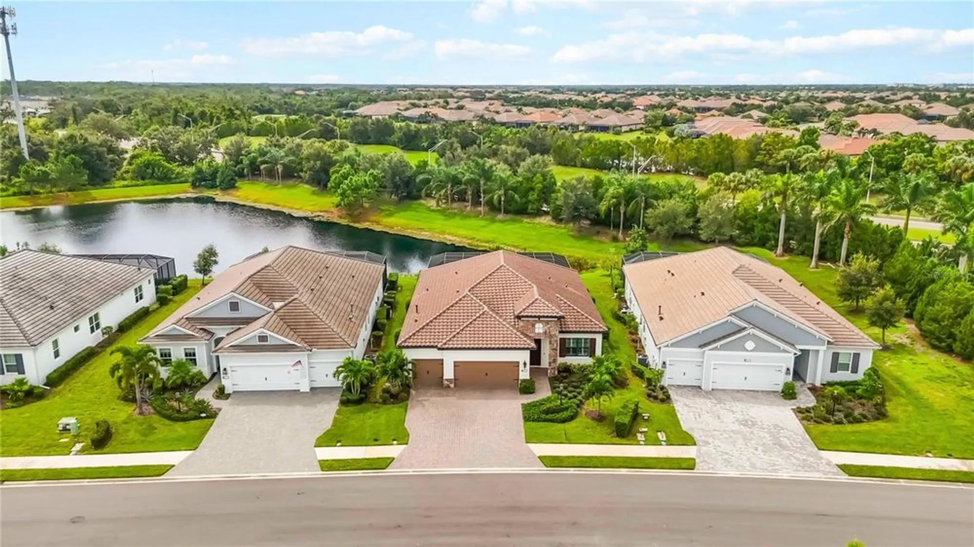 Property Slideshow image 35 of 40 | 13606 deep blue pl, Bradenton, FL, 34211