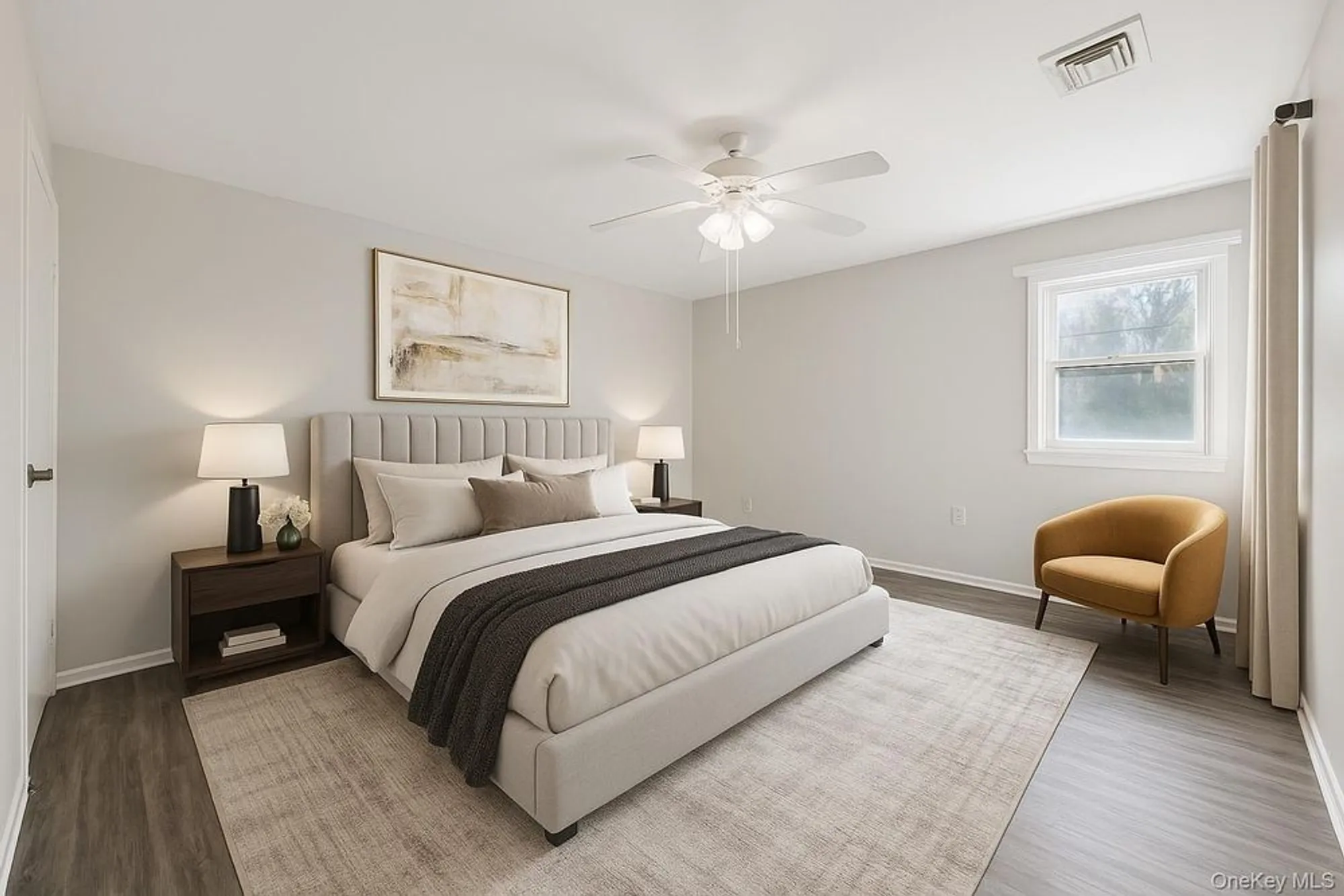 Property Slideshow image 11 of 16 | 49 freedom ln, Coram, NY, 11727