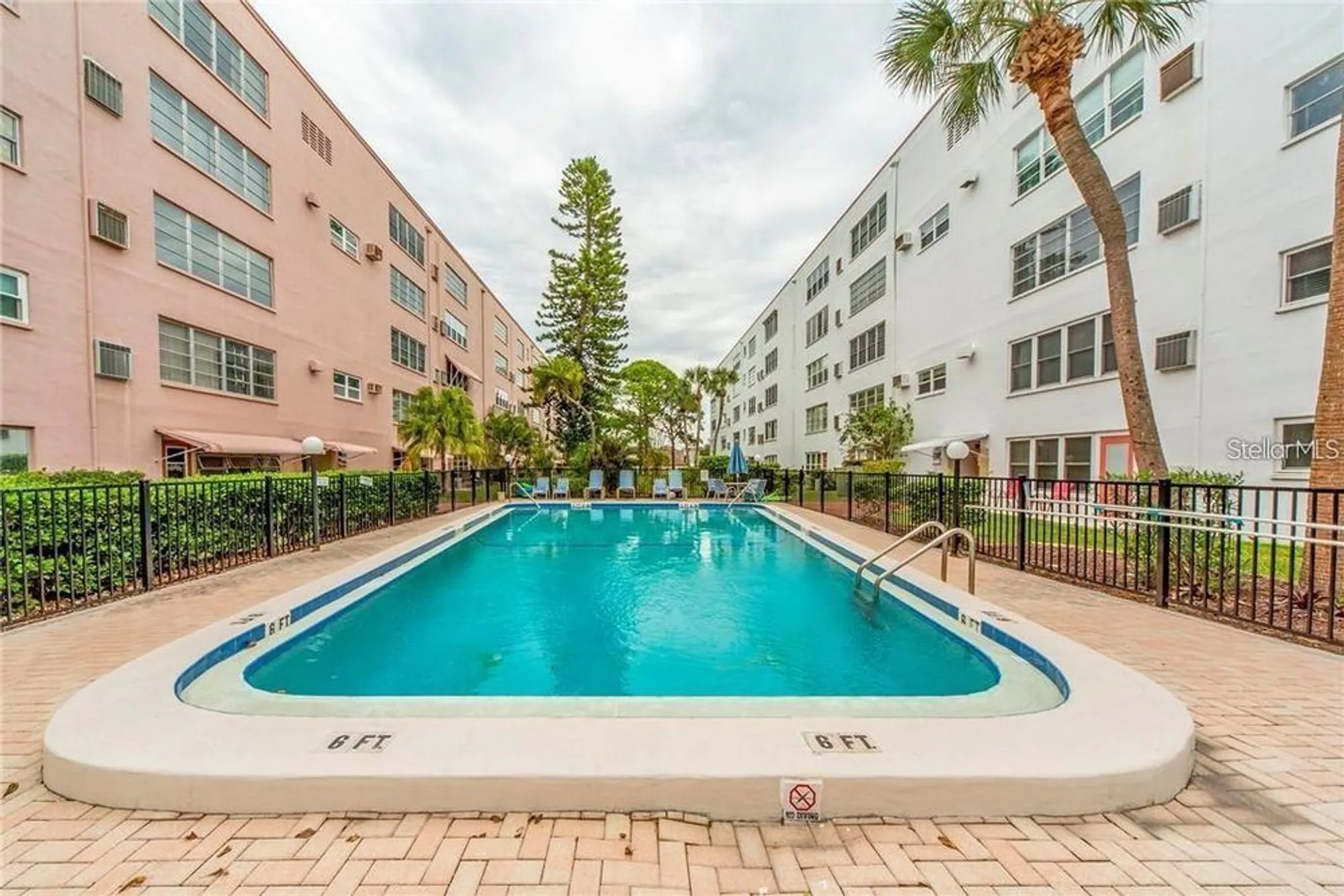 Property Slideshow image 20 of 38 | 5501 80th st n unit 206, Saint Petersburg, FL, 33709