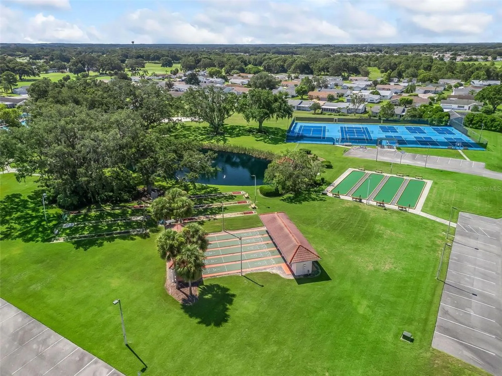 Property Slideshow image 34 of 44 | 9885 se 177th ln, Summerfield, FL, 34491