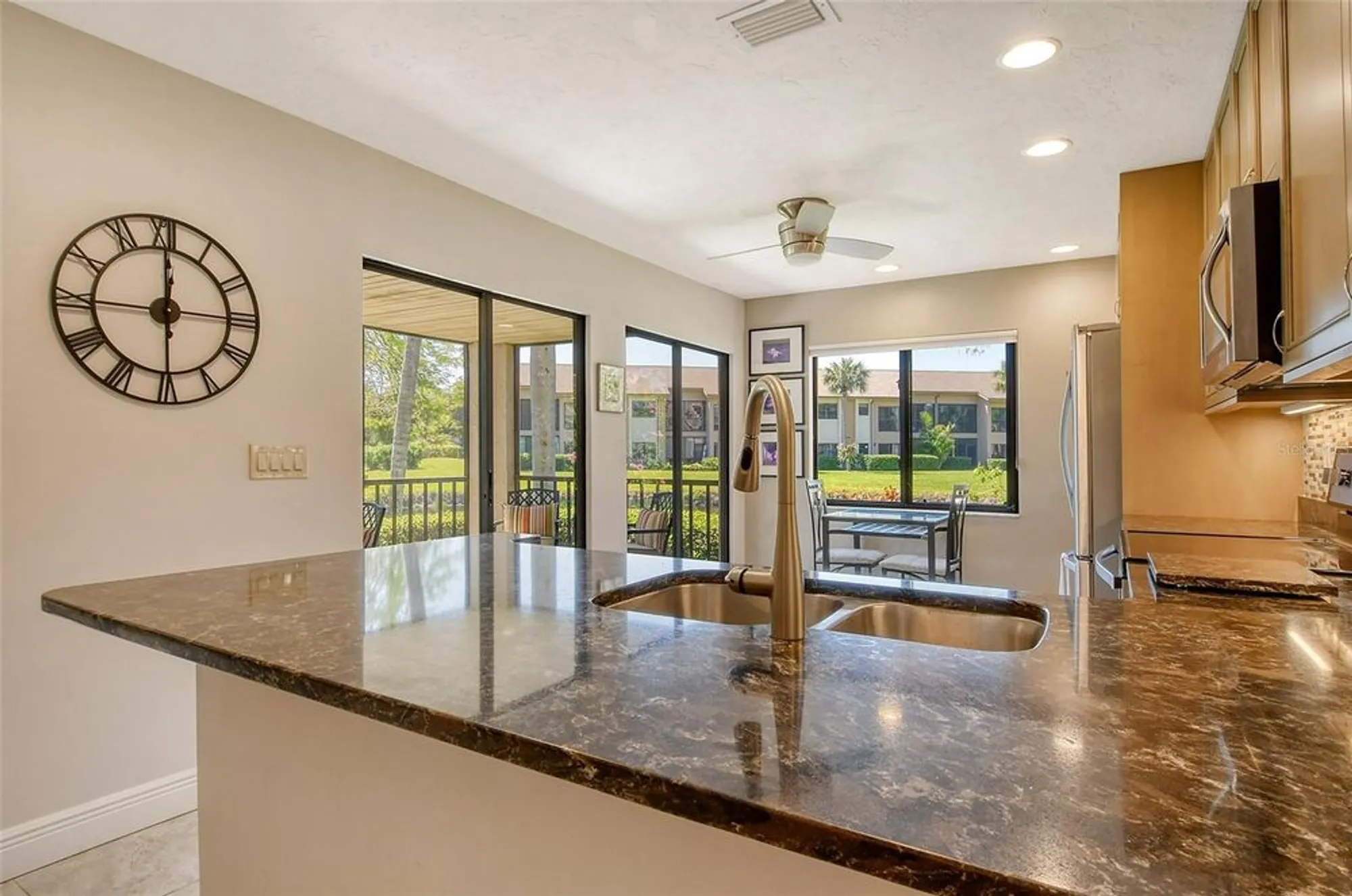 Property Slideshow image 15 of 87 | 5230 landings blvd 101, Sarasota, FL, 34231