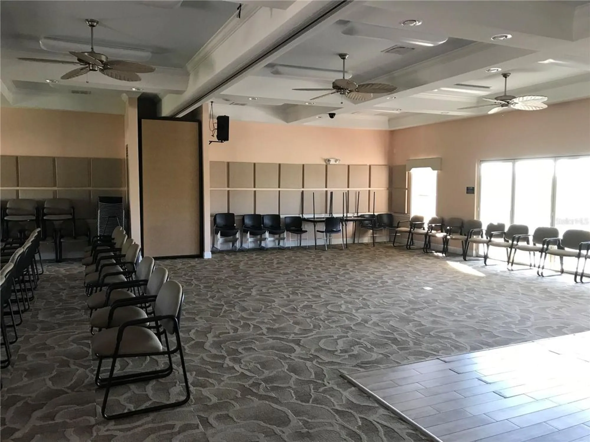 Property Slideshow image 24 of 37 | 967 waterside ln, Bradenton, FL, 34209