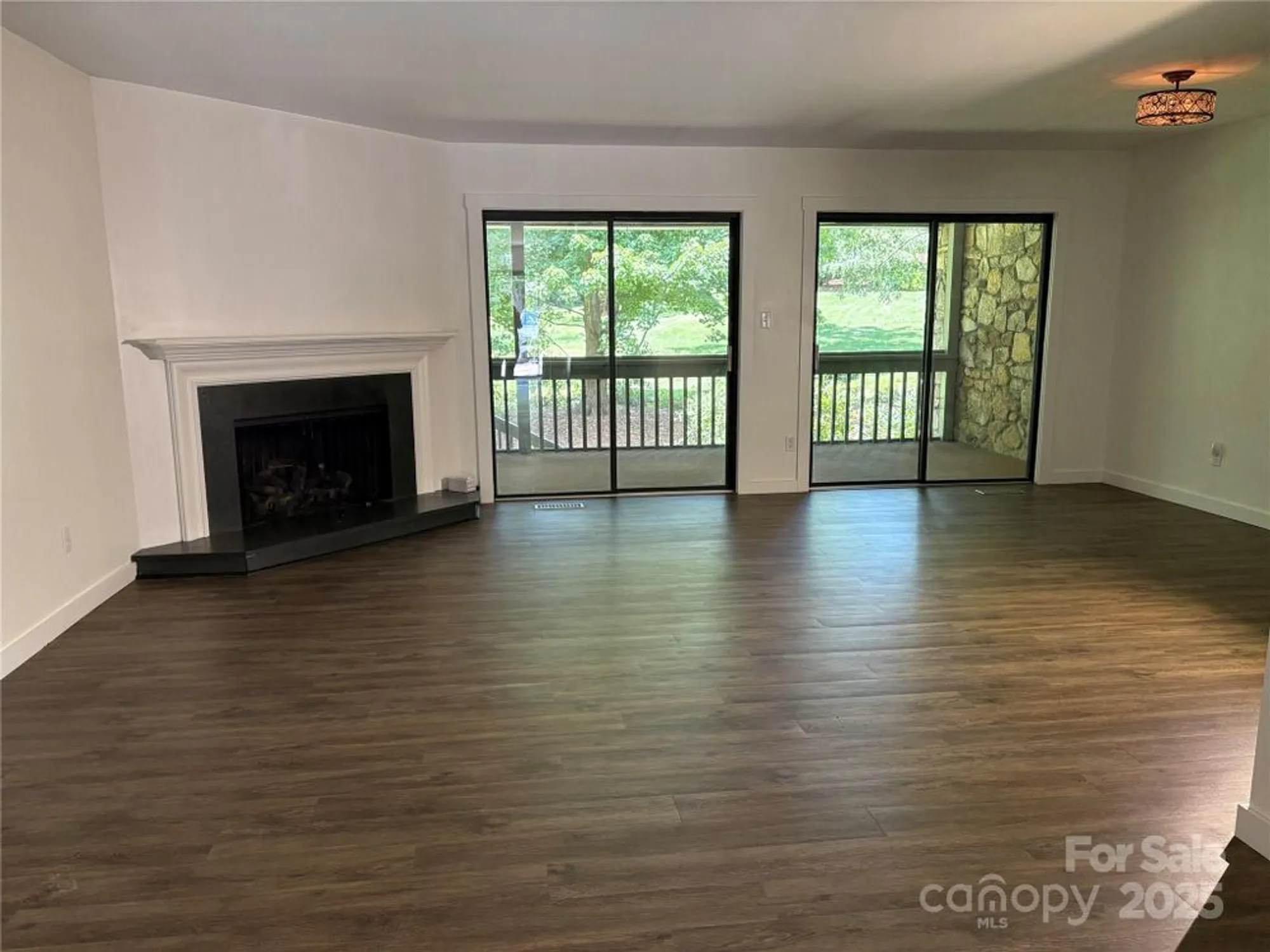 Property Slideshow image 7 of 35 | 609 crowfields ln, Asheville, NC, 28803