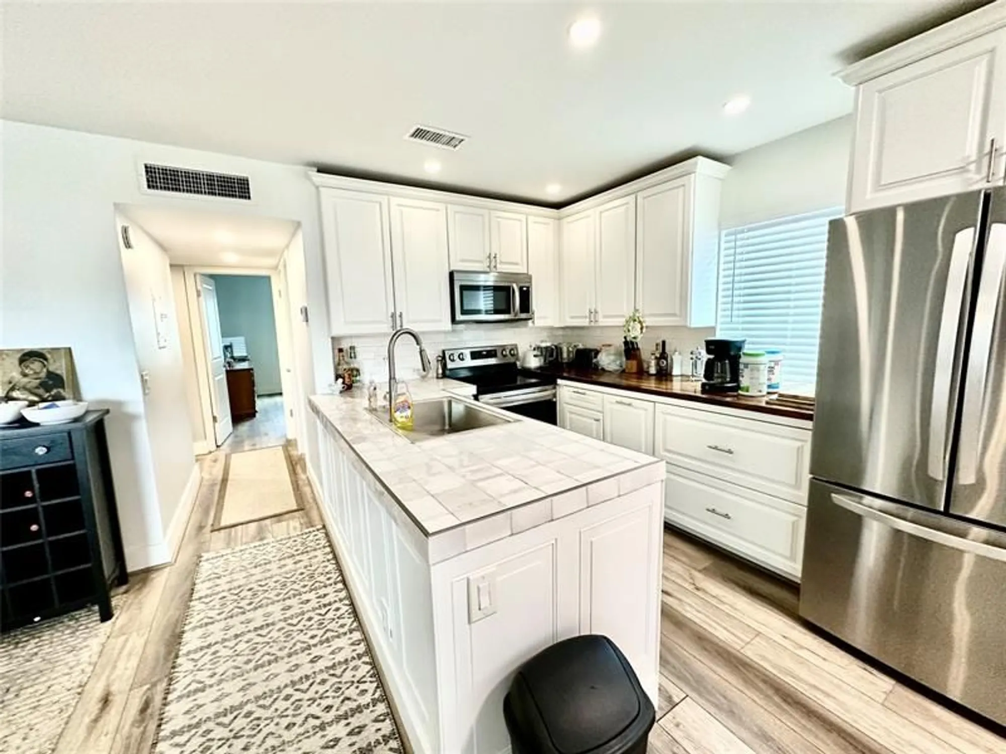 Property Slideshow image 11 of 37 | 710 flanders o # 710, Delray Beach, FL, 33484
