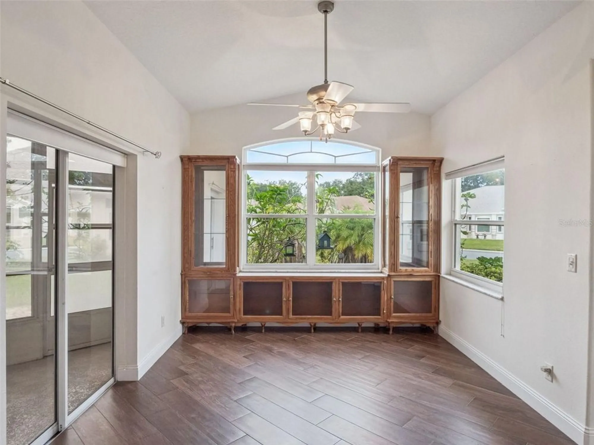 Property Slideshow image 10 of 63 | 4700 st andrews arc, Leesburg, FL, 34748