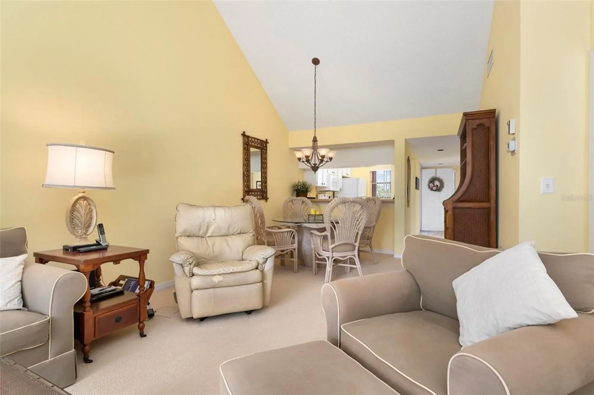 Property Slideshow image 8 of 68 | 458 cerromar rd 483, Venice, FL, 34293