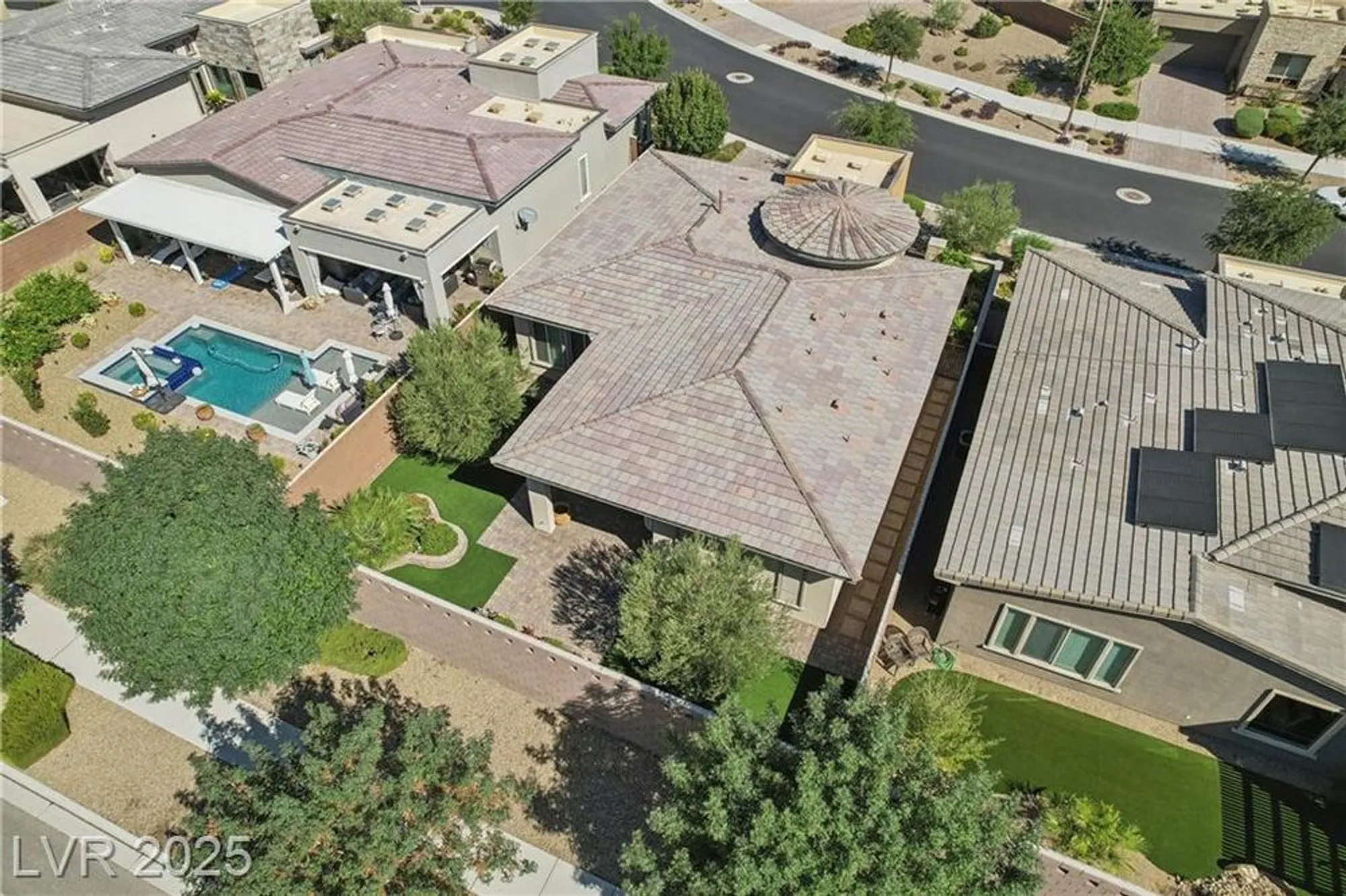 Property Slideshow image 44 of 87 | 10057 regency canyon way, Las Vegas, NV, 89148